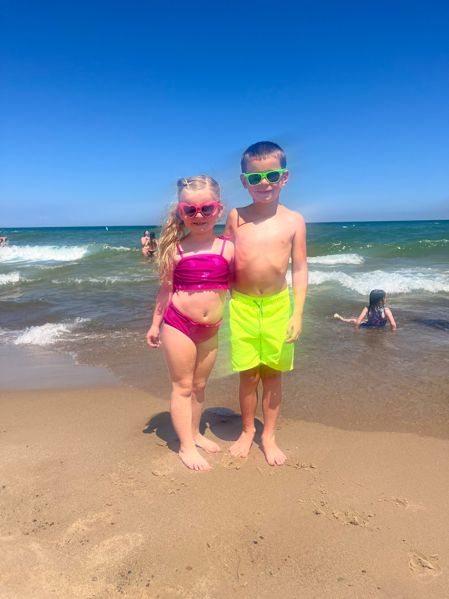 Little girl and boy swim  ☀️

#LTKKids #LTKTravel #LTKSwim