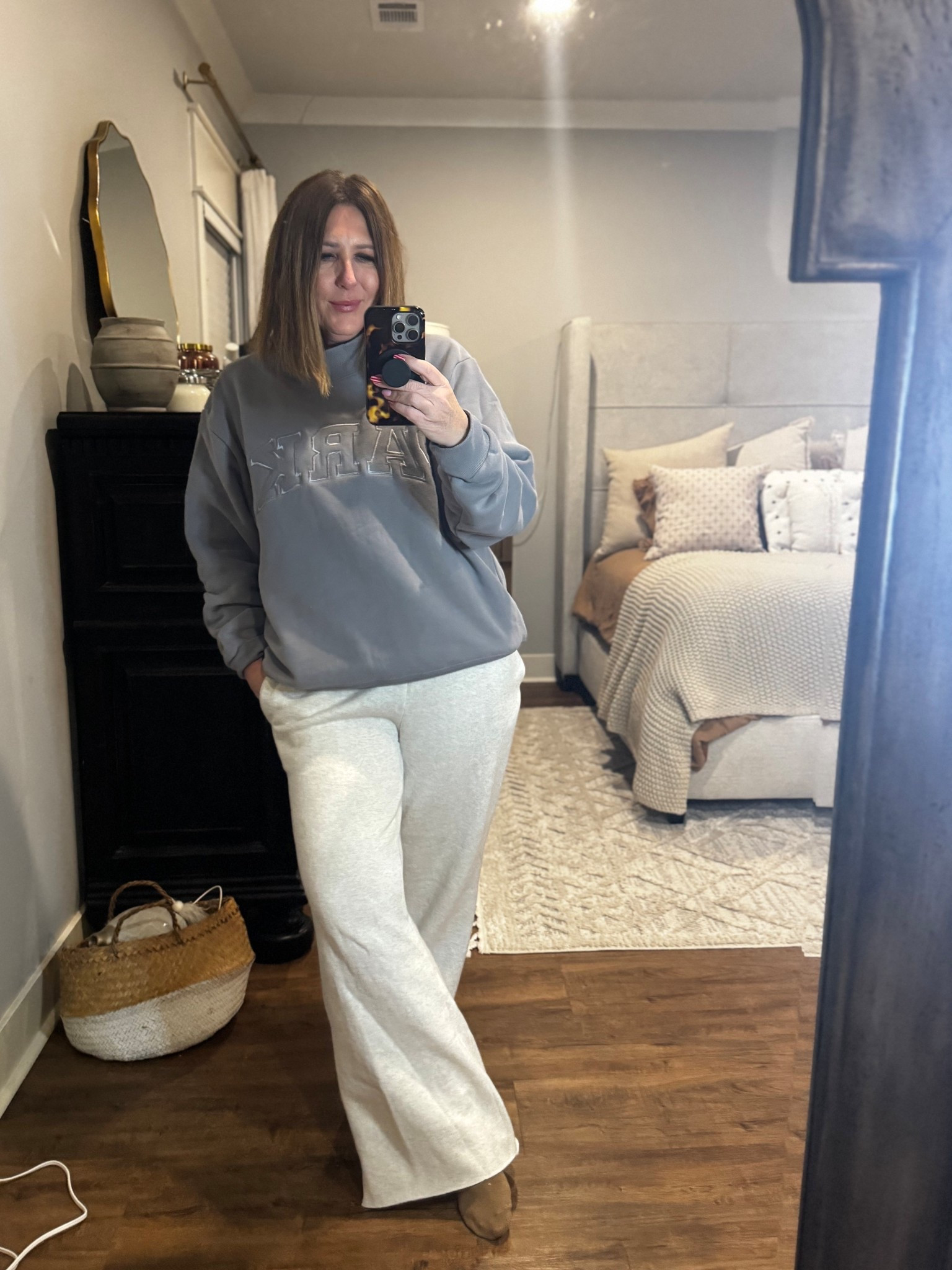Warm and cozy look! 
For these cold winter days and nights 

#LTKOver40 #LTKSeasonal #LTKmomlife
