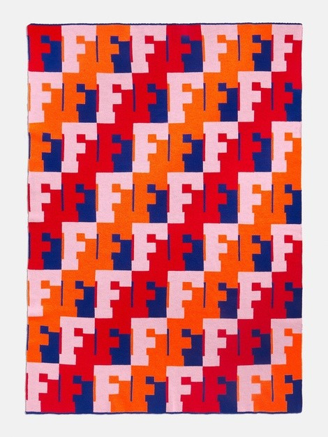 The Alpha Blanket: On Repeat | BaubleBar (US)