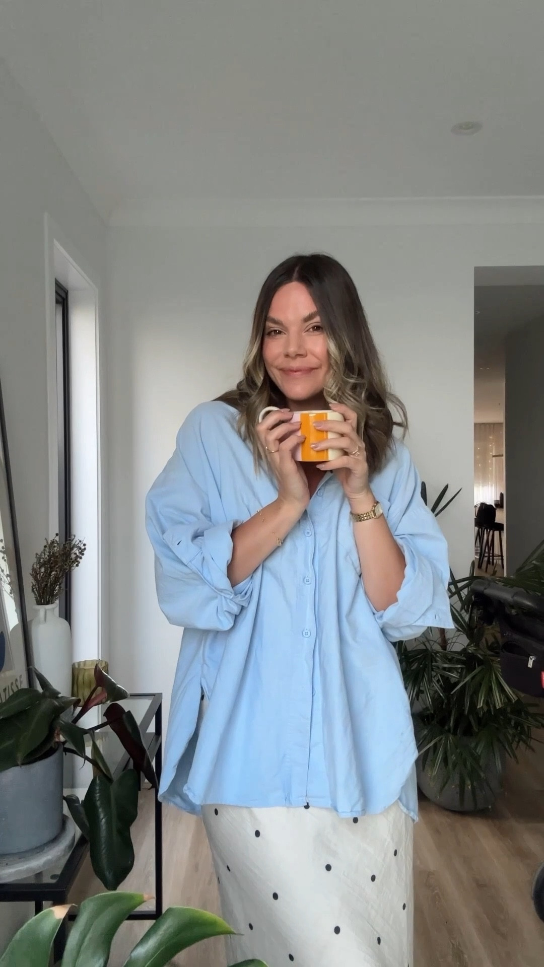 This combo!! Polka dot skirt and oversized blue shirt 
