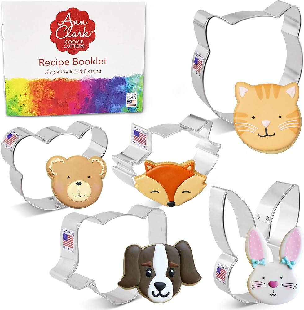 Animal Faces Cookie Cutters 5-Pc. Set Made in the USA by Ann Clark, Cat, Dog, Bear, Raccoon / Fox... | Amazon (CA)