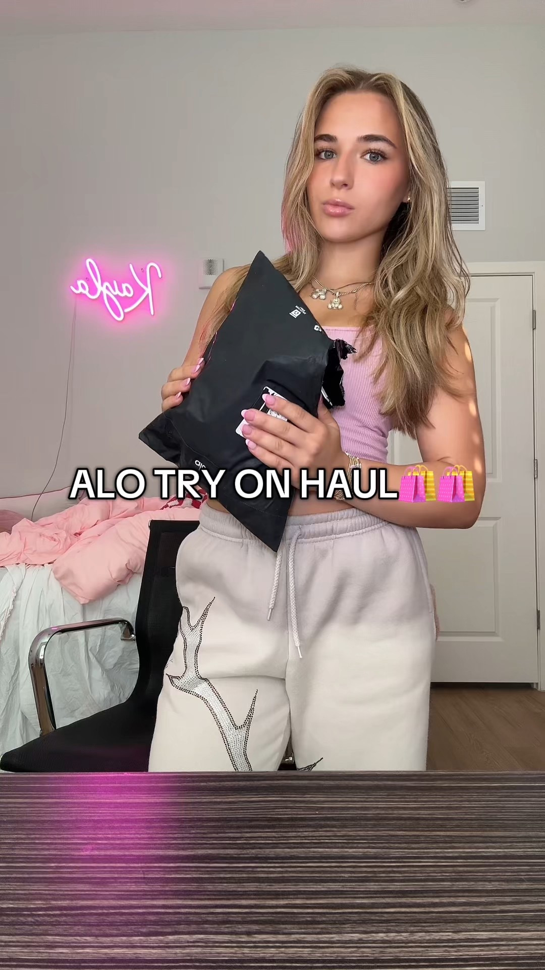 i’m obsessed w alo now it’s bad 

#LTKU #LTKActive #LTKStyleTip