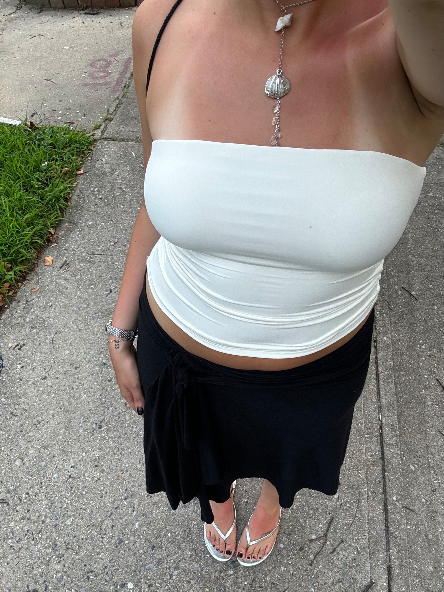 my go to summer going out sewage

#LTKFindsUnder100 #LTKSeasonal #LTKFindsUnder50