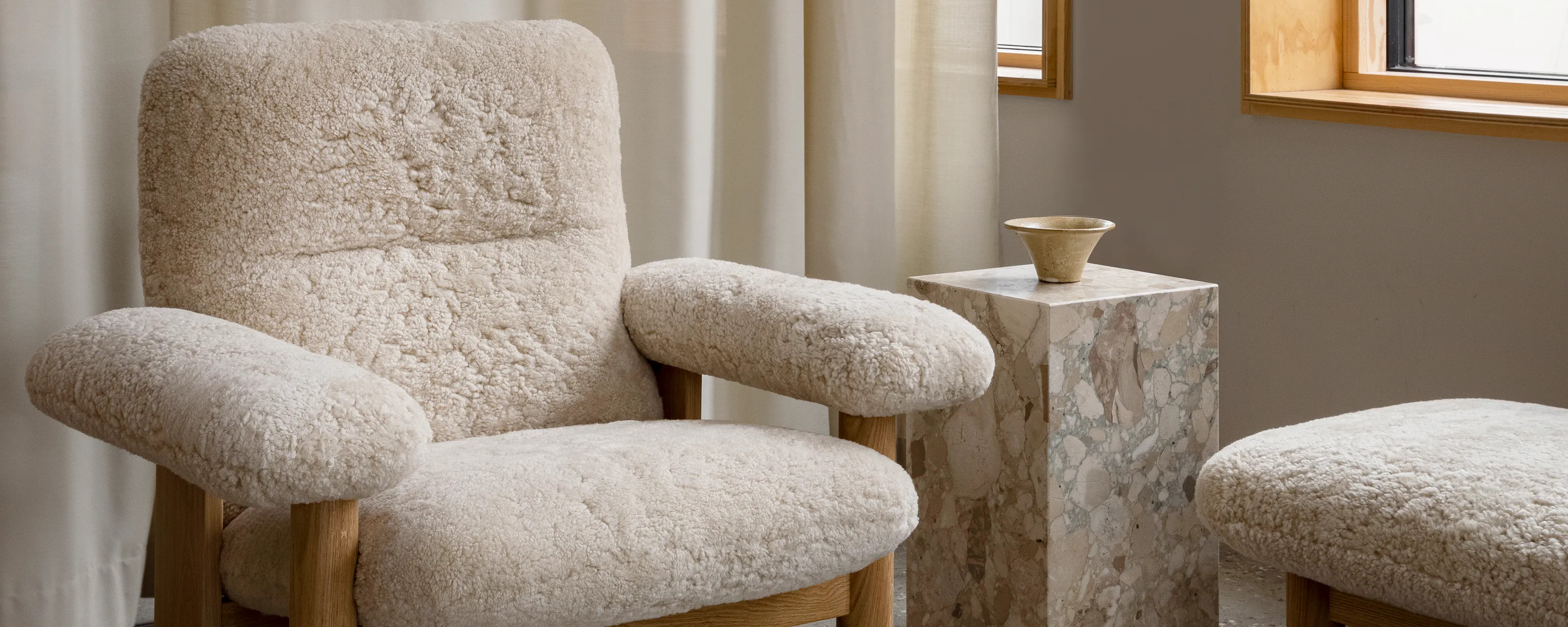 Brasilia Lounge Chair | Design Within Reach