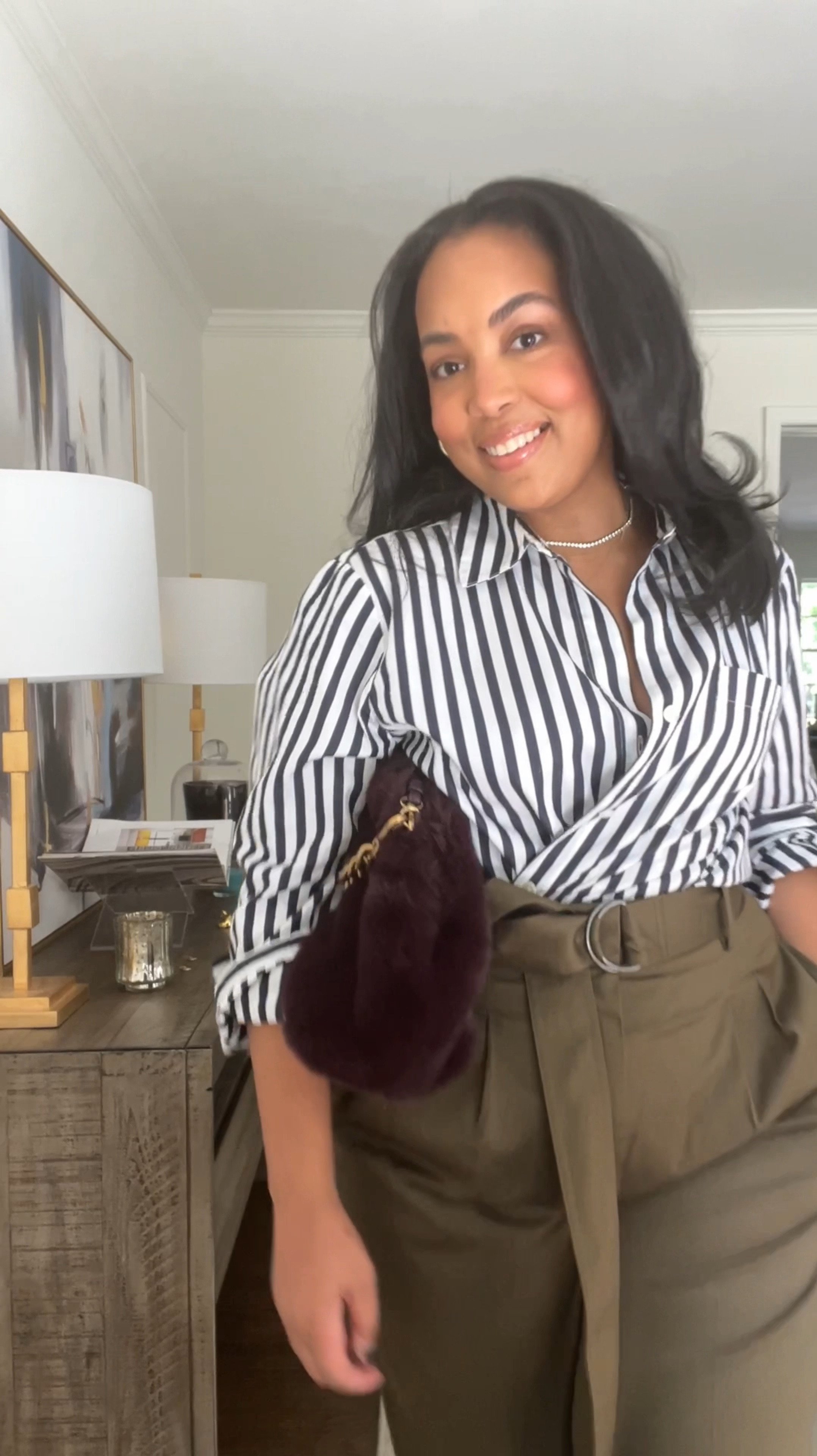 Banana Republic’s Friends & Family Sale has been extended! 40% off full- price items and extra 20% off already marked down pieces! 🙌🏾 

#LTKSaleAlert #LTKVideo #LTKMidsize