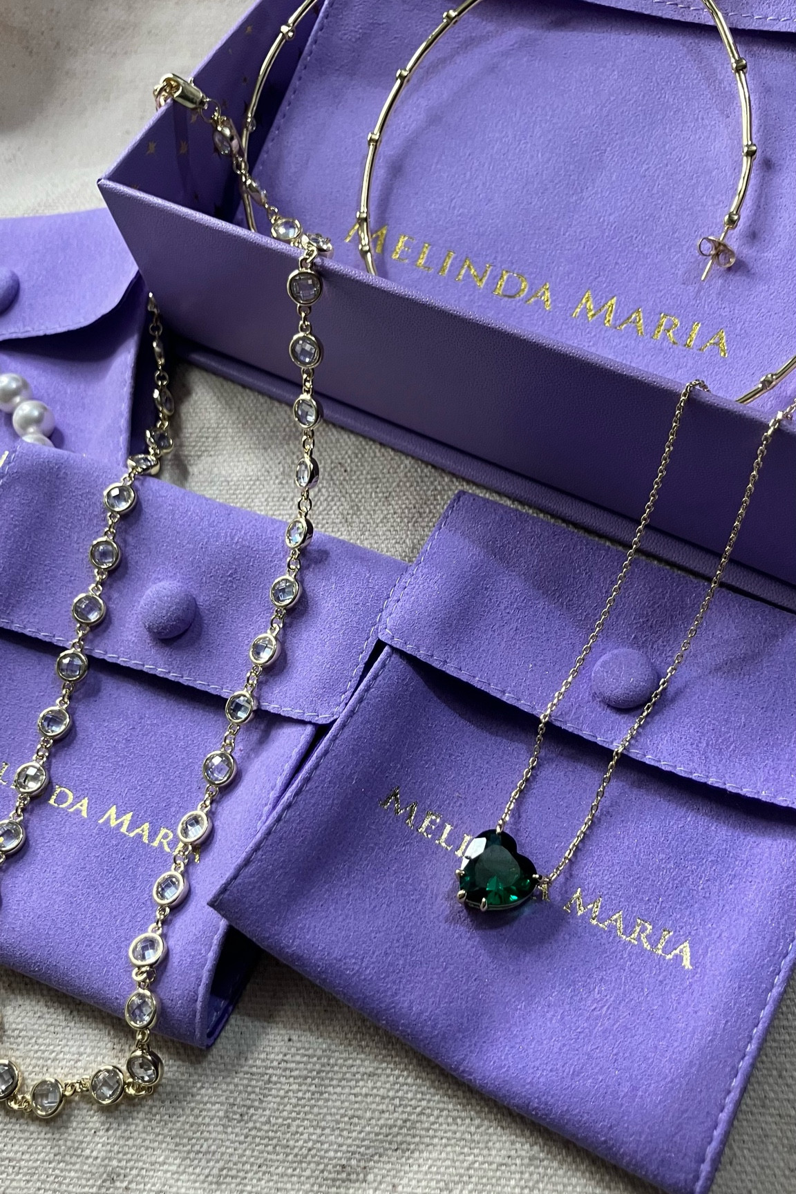 The Melinda Maria Mystery box makes a perfect gift!!! Especially for someone who is looking to grow their jewelry collection 🤩
Get 15% off with code TIFFANY at check outt

#LTKGiftGuide #LTKfindsunder100 #LTKstyletip