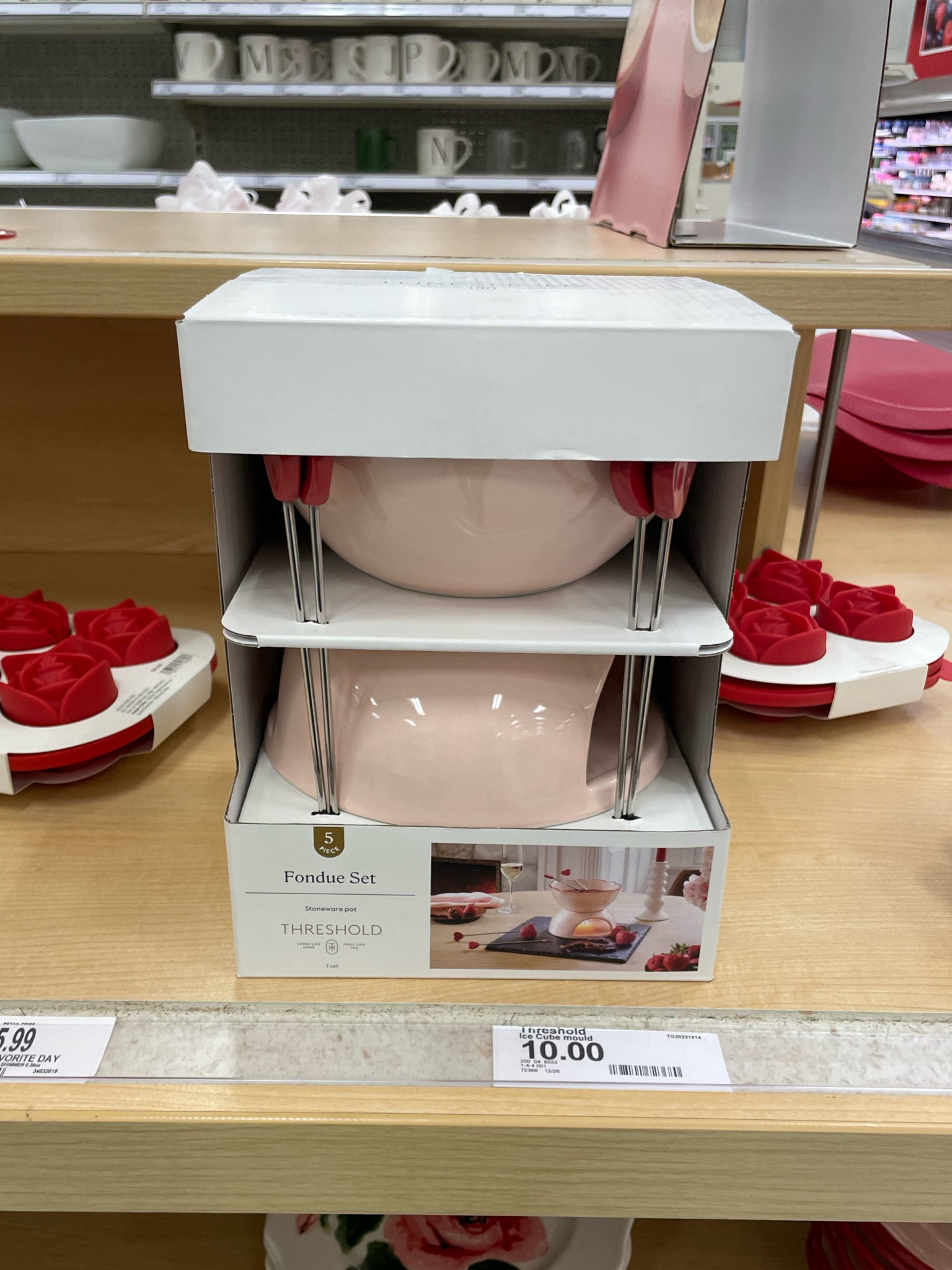 Fondue set 

#LTKSeasonal #LTKMostLoved #LTKGiftGuide