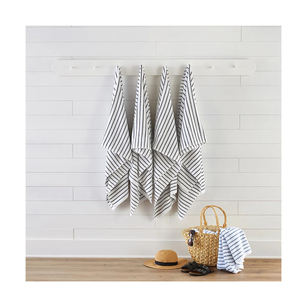 4 Pack Cotton Cabana Stripe Beach Pool Towels (Set of 4) | Wayfair North America