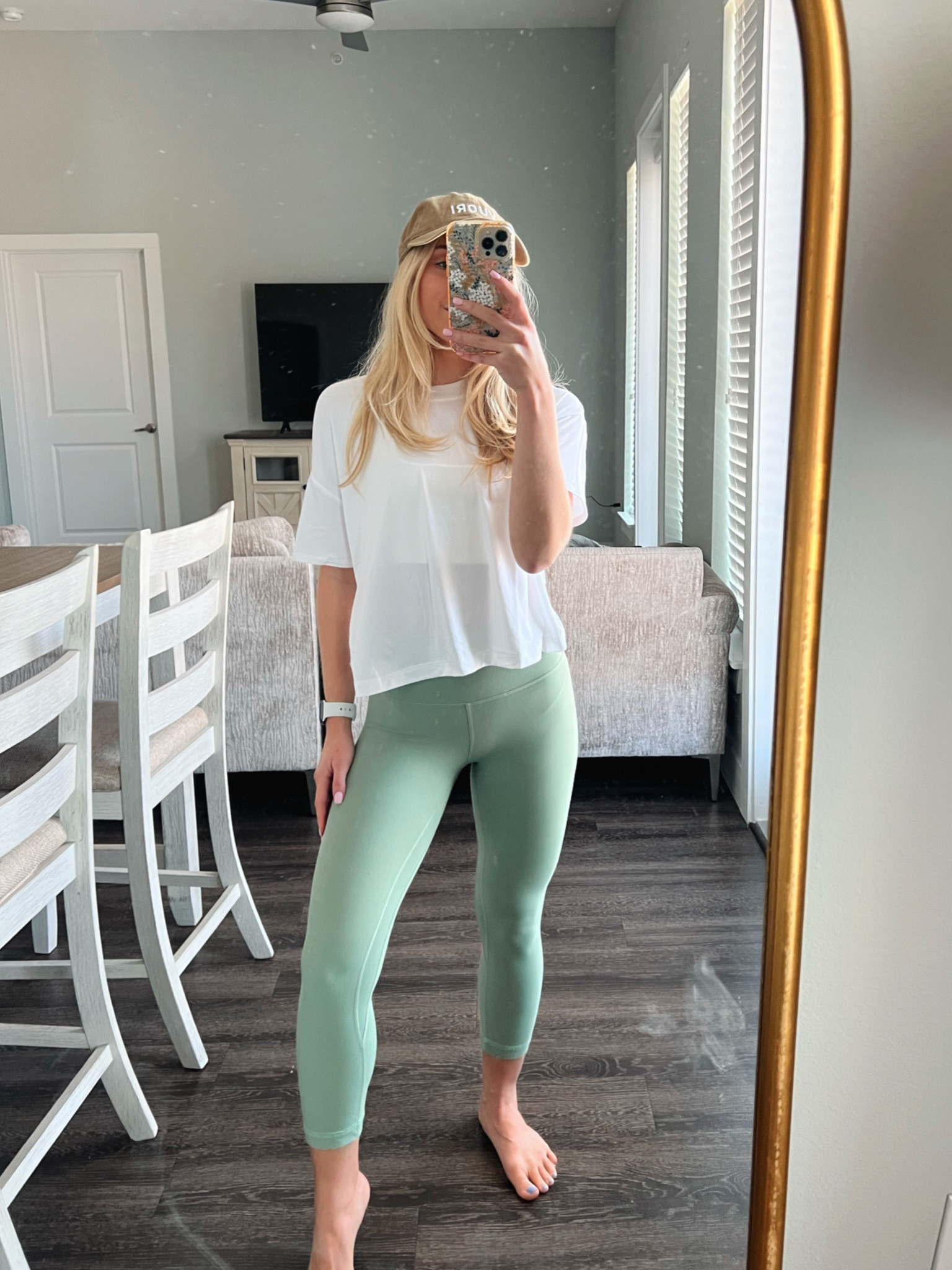 My colors scheme right here🤍

Vuori, energy tee, athletic, loungewear, women’s fashion, petite, comfy cute, casual outfit, leggings, gifts for her

#LTKworkwear #LTKstyletip #LTKtravel