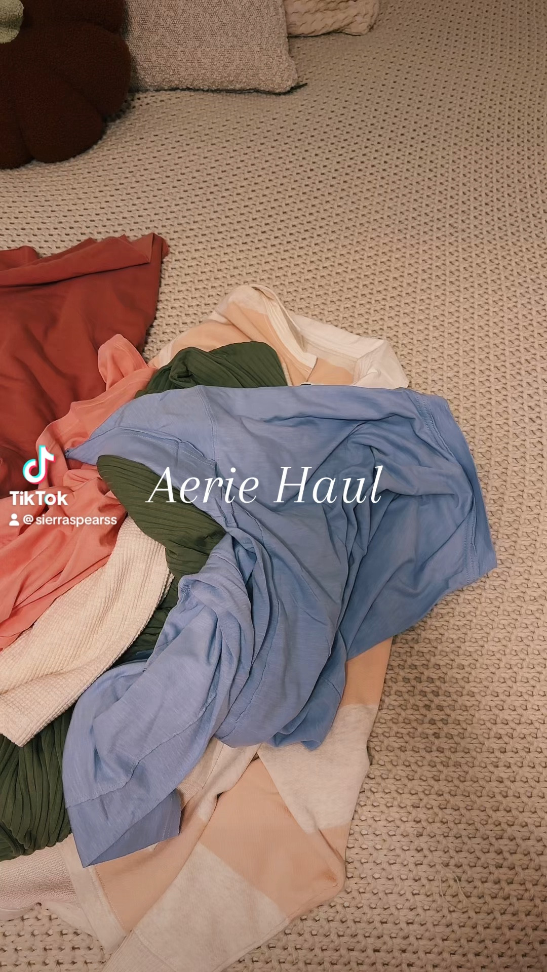 Resharing my recent Aerie Haul as it is currently apart of the fall sale! 20% off your purchase! 

#LTKFallSale #LTKSeasonal #LTKSaleAlert