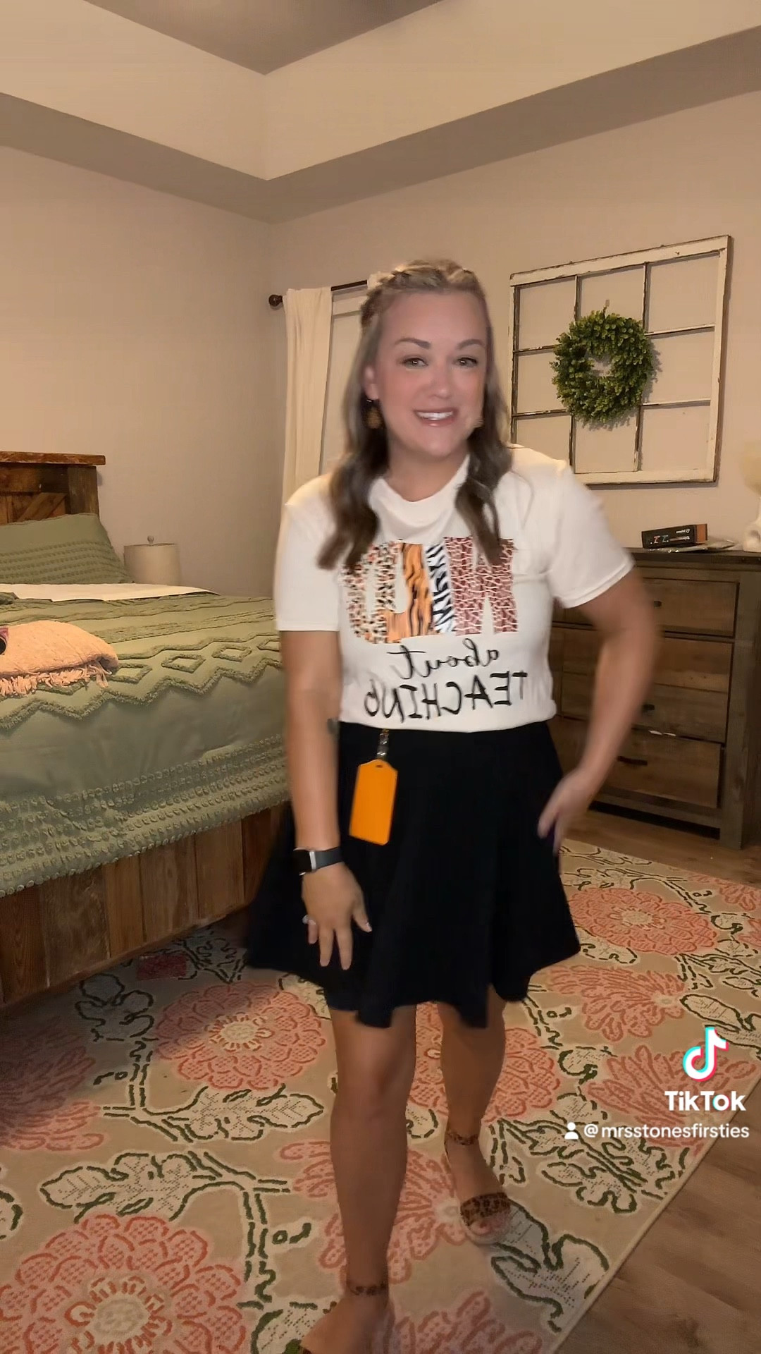 5’4”
153 lbs
Size medium