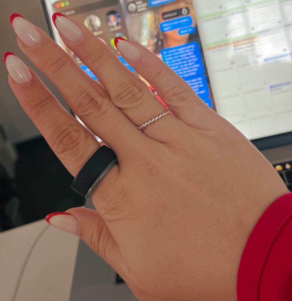 Oura Ring, one of my favorite everyday wears! Currently with a case, but she’s silver underneath. 
