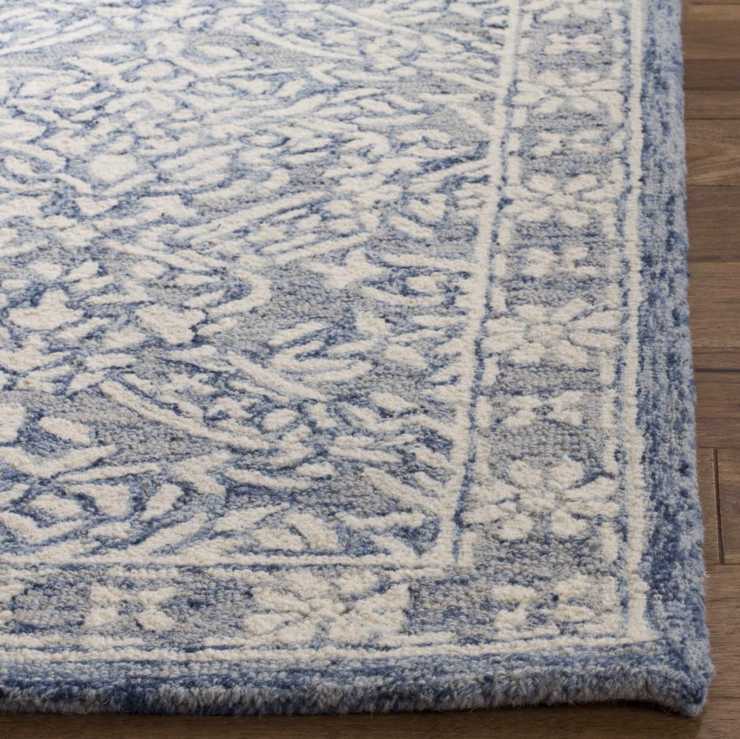 Safavieh Micro-Loop Collection Runner Rug - 2'3" x 7', Blue & Ivory, Handmade French Country Wool... | Amazon (US)