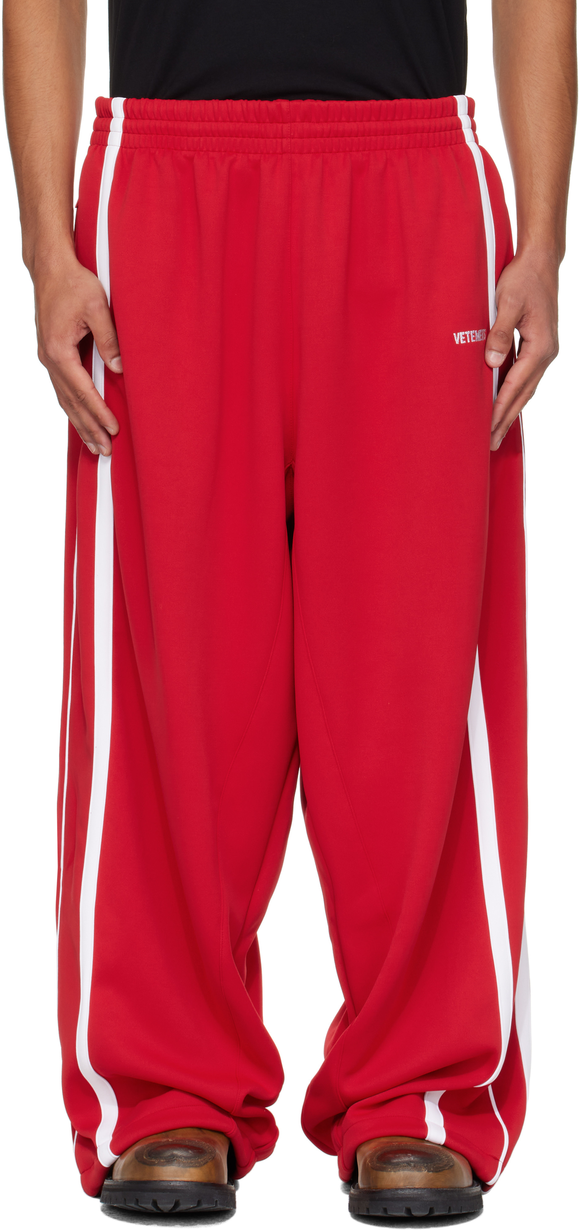 VETEMENTS Red Gym Sweatpants | SSENSE