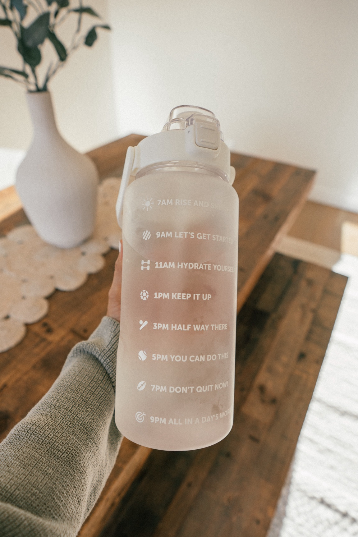 It’s been tough to drink 64 oz of water per day. I’ve been using this water bottle with time stamp goals to help keep me on track. 

#LTKbump #LTKbaby #LTKActive