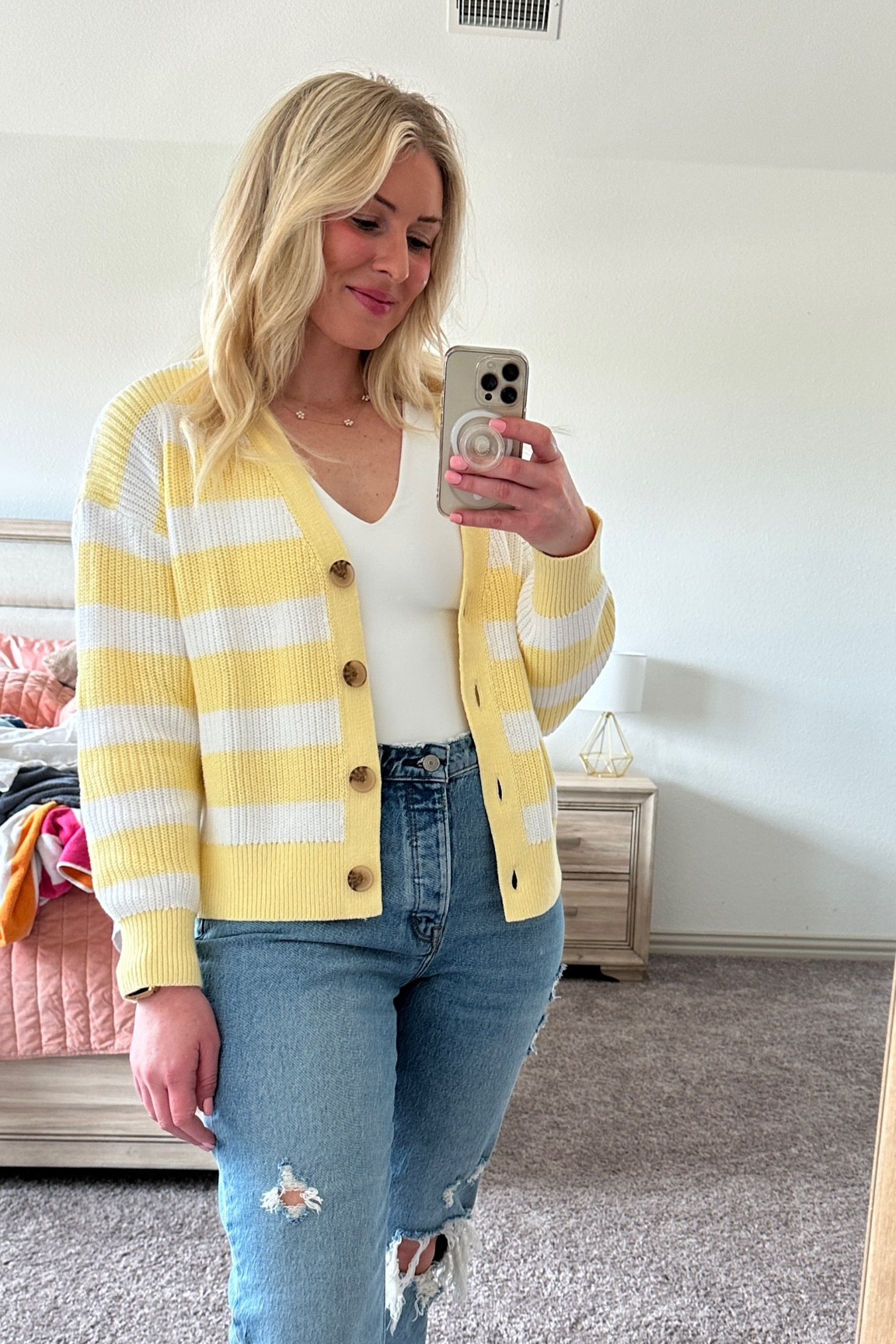 Ootd 💛 
.
.
Casual style, spring style, spring outfit, size 6, size 8, Abercrombie jeans, old navy sweater, Abercrombie bodysuit, curvy style 

#LTKunder50 #LTKcurves #LTKstyletip