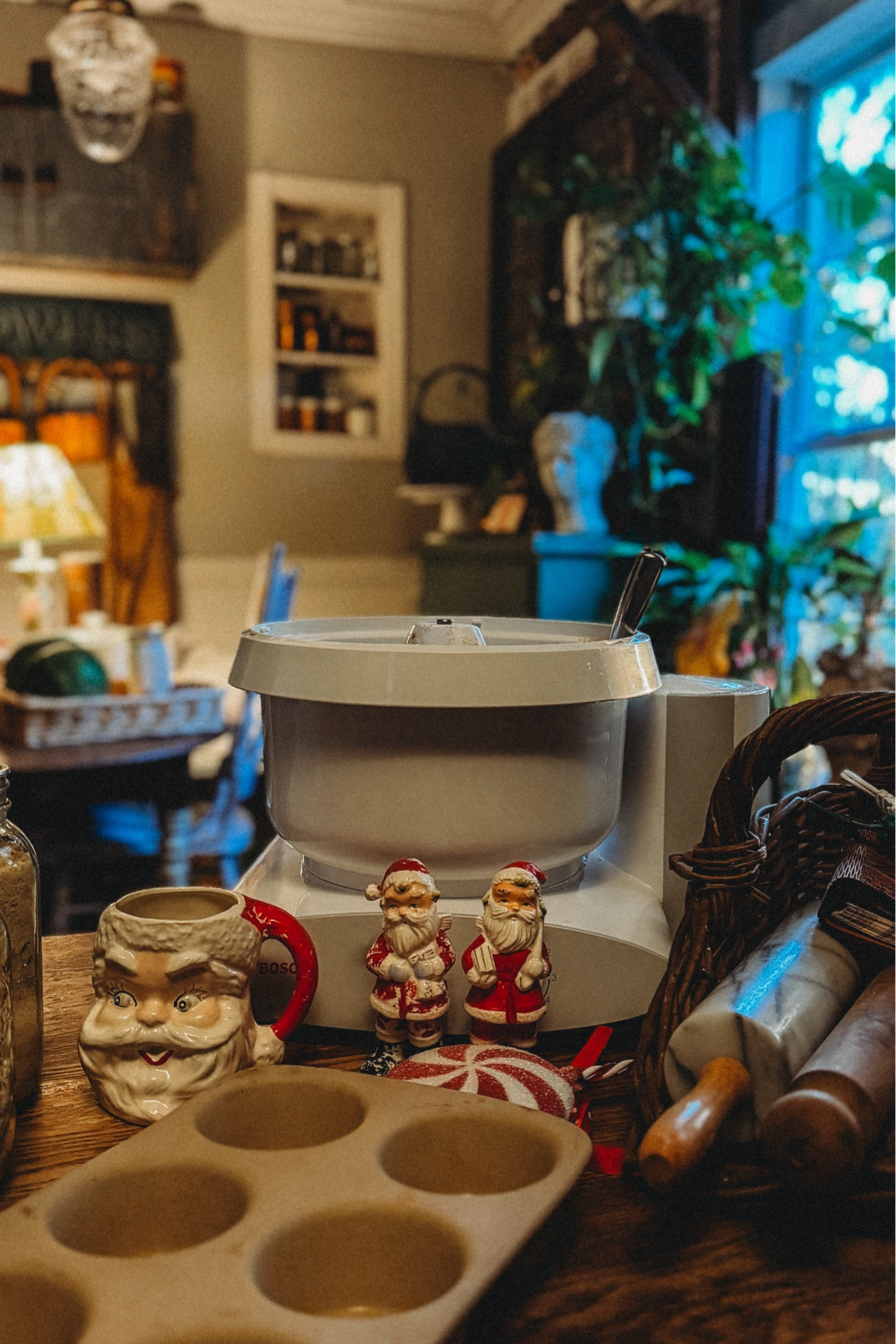 Huge Black Friday sale, $100 off Bosch mixers! Use TWOPAWSFARMHOUSE to save an additional $20 on top of that. These mixers can hold so much more than your traditional kitchen aid and the universal also includes an attachment for a blender  

#LTKSaleAlert #LTKCyberWeek #LTKHoliday