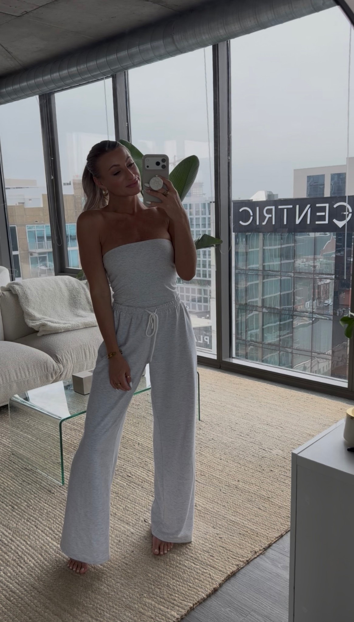 Heathers gray sweat set🩶🤍 these are actually separates but match so perfectly!

#LTKActive #LTKootd #LTKgrwm