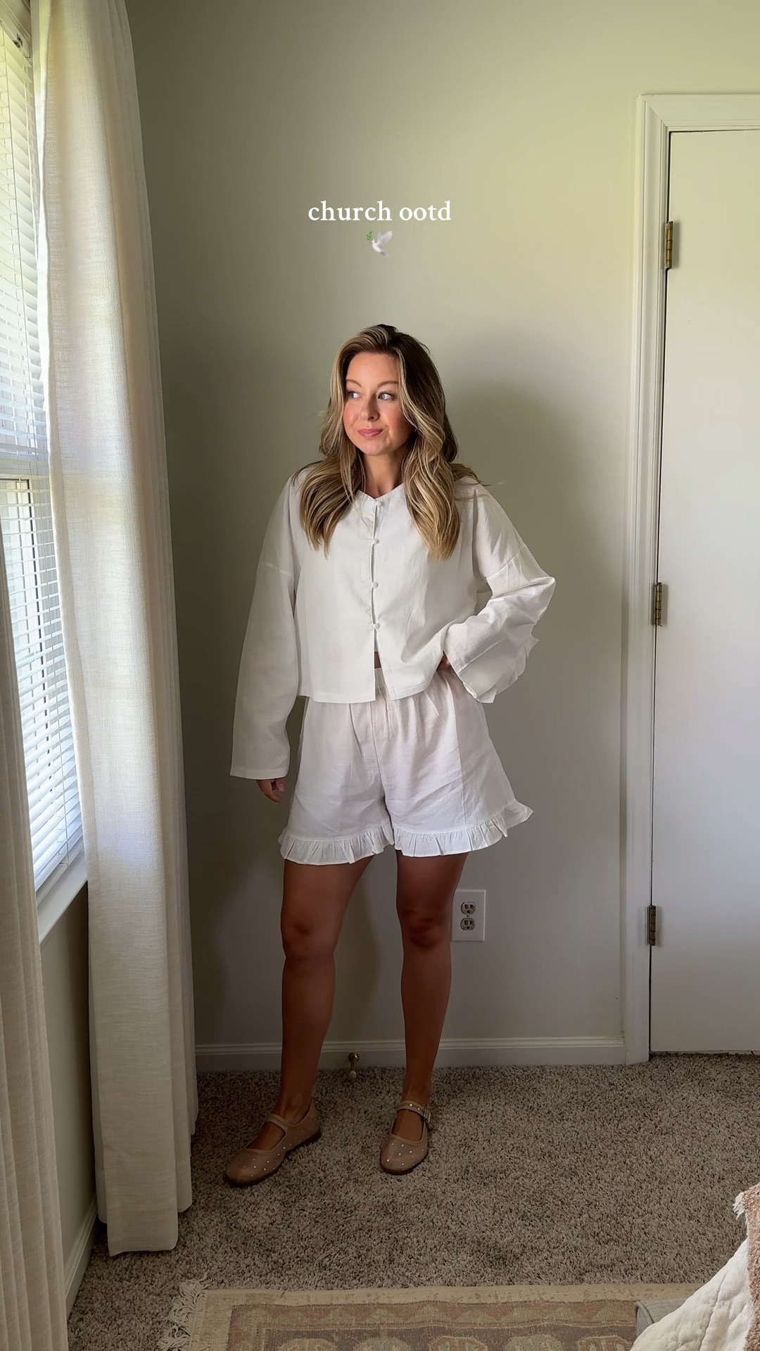 Amazon find! Wearing a medium but probably should have done a small 🤍