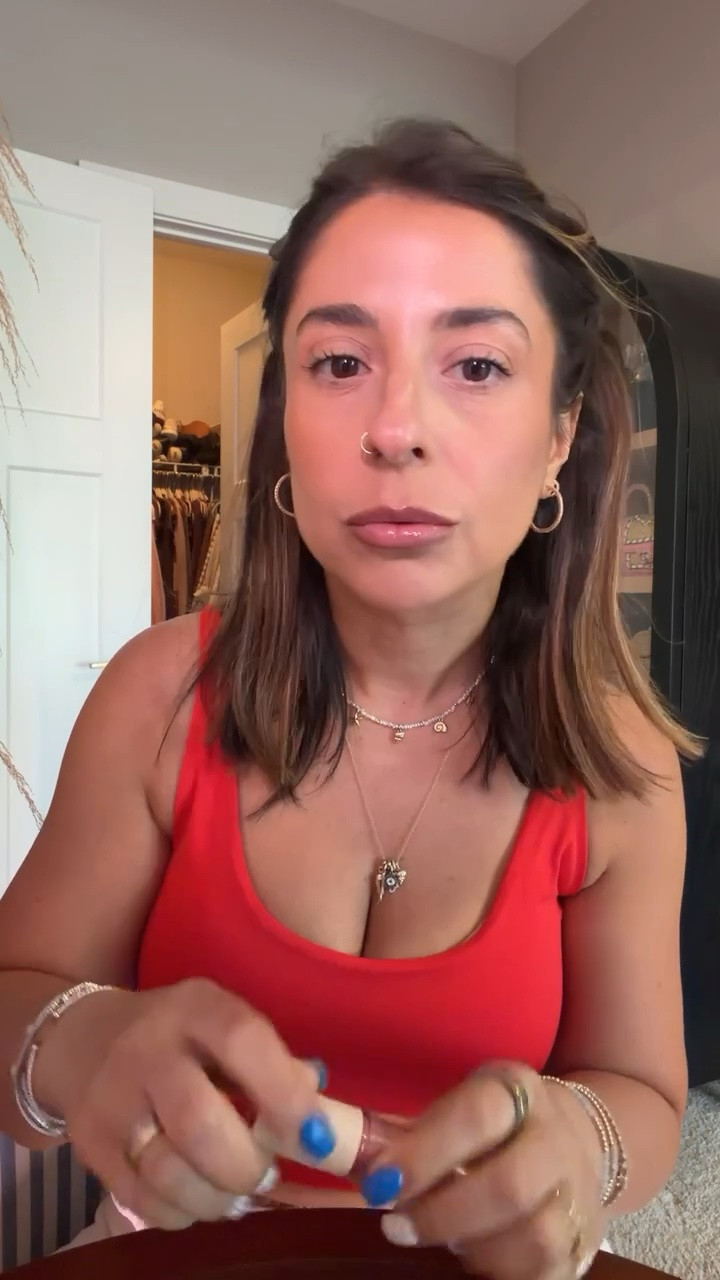 This is the most perfect nude lip for summer. I am obsessed with the way it makes my pout look. This lip stain is absolutely stunning and makes my lips look so full. This pink gloss is so pretty to top off the lip off .
Lipstain, lipstick finds

#LTKSeasonal #LTKBeauty #LTKPetite