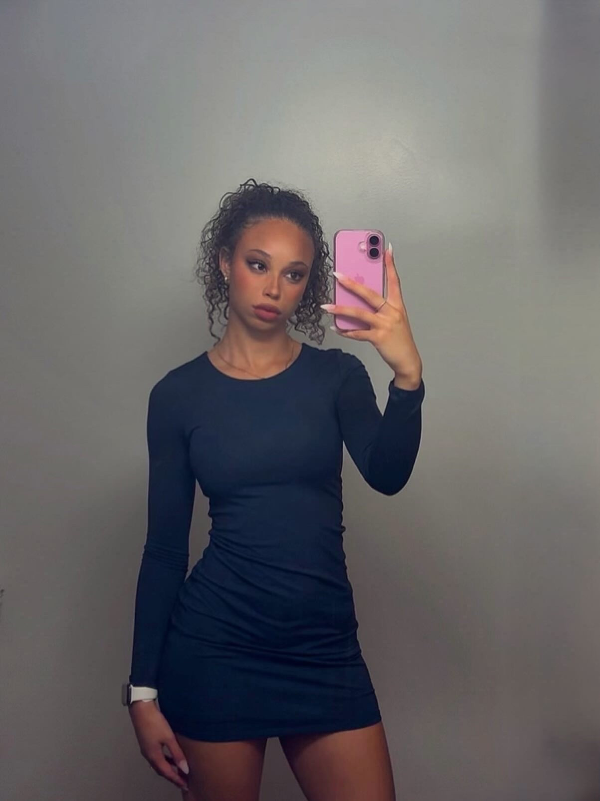 CUTEST LONG SLEVE MINI DRESS

#LTKstyletip #LTKcanada #LTKdresses