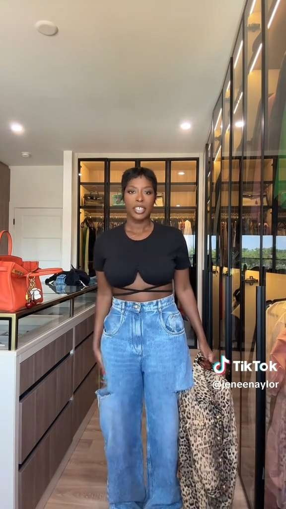 Airport outfit tidbits pro tip! 

 #LTKU #LTKStyleTip #LTKTravel