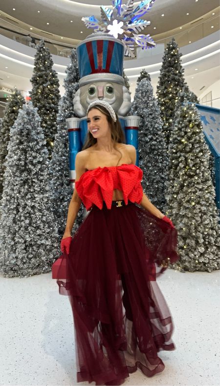 Holiday Cheer ✨ #OnlyinMN is the Mall of America and crazily I live less than 10 minutes away - whether you are coming from near or far there are stunning holiday decorations everywhere 🎄♥️🎅🏼 #MOAHolidays 

	Amazon fashion | Amazon Beauty | outfit inspo | affordable fashion | Pinterest Style | ShopLTK | LuxuryMegg | GRWM| How to style | OOTD | Mpls Blogger | Microinfluencer | UGC Creator | Amazon finds | Holiday Hairstyles | Winter Boots | Sale Alert | LTKHoliday | Pearl puff headband | Holiday Style | Holiday Lingerie | How to Pose | Christmas Is here | Giving Back Season | Holiday Crop tops | Affordable Holiday Looks | tulle skirt | red gloves | Celine belt 

#LTKunder100 #LTKGiftGuide #LTKHoliday