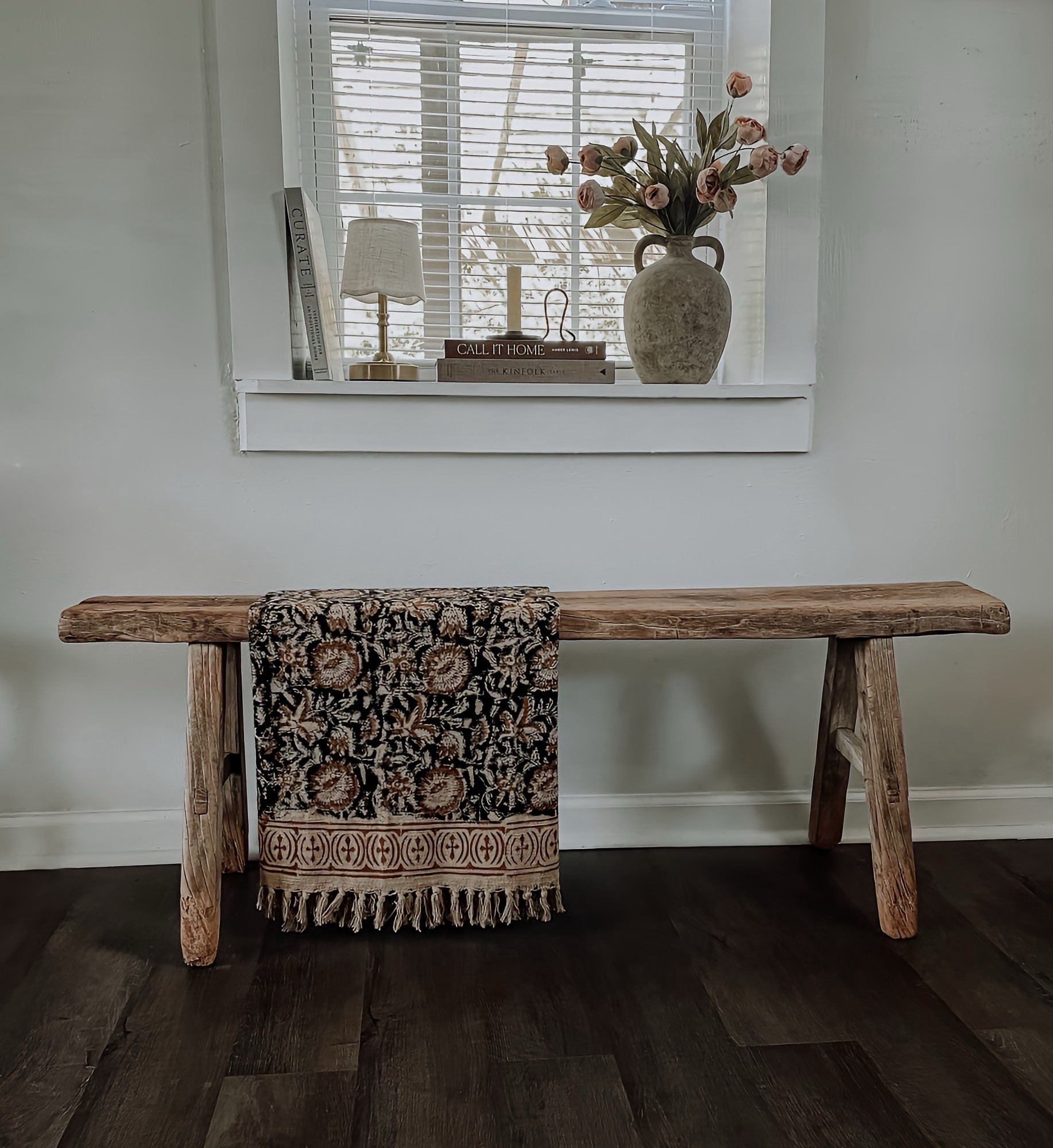 Happy Saturday! Spring styling is in full force over here💐🤍  #ltkhome