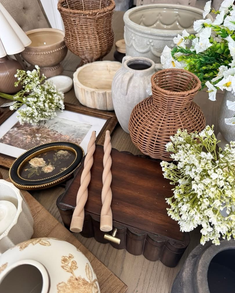 Walmart Wednesday 🤎

Everything here is under $30 and so easy to style.

These are the pieces that instantly warm up your space… wood tones, woven textures, soft neutrals.

It’s all in the layers 👏

#LTKhome #LTKunder50 #LTKunder30 #LTKfinds #LTKwalmart #walmartfinds #walmarthome #affordabledecor #budgetdecor #homedecorfinds #neutralhome #cozyhome #modernorganic #homeinspo #interiorstyle #layeredhome

#LTKHome #LTKSeasonal #LTKSaleAlert