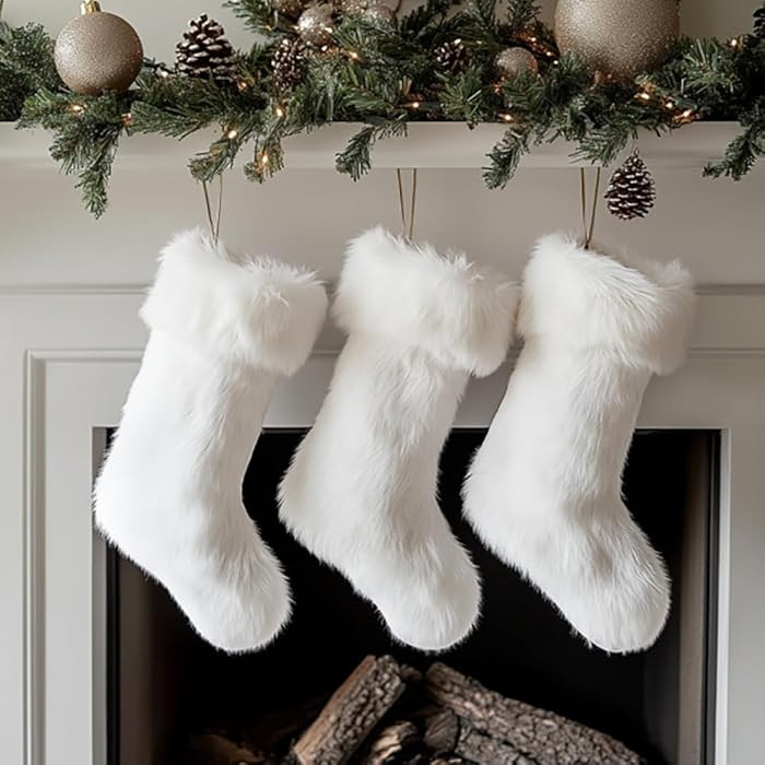 AOGU 3 Pack 18 Inch Snowy White Christmas Stockings Faux Fur Xmas Christmas Stockings Hanging Orn... | Amazon (US)