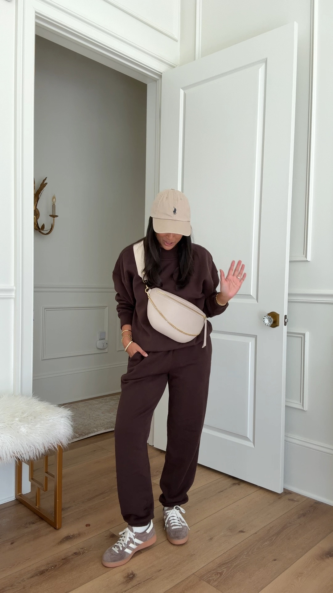 sale + take an extra 15% OFF with code: AFFLEECE
Also, take 20% OFF my Beck Sling Bag I designed with code: HAUTE20
AND… take 35% OFF my @lolablanket with code: HAUTEOFFTHERACK 


Wearing size small in the “short” leg then since I’m only 5 ft!


#LTKStyleTip #LTKPetite #LTKItBag