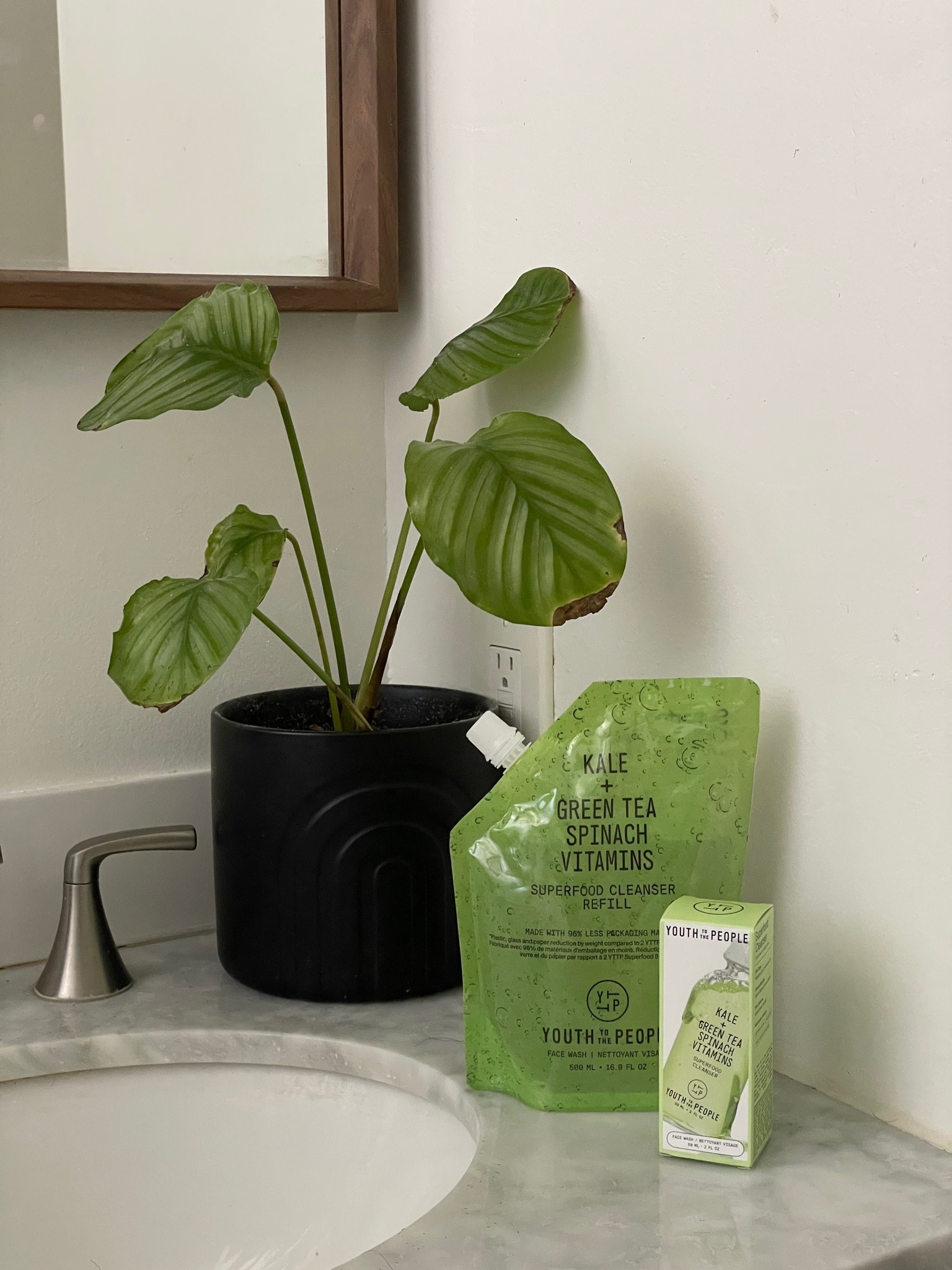 One of my skincare essentials: Youth To The People superfood cleanser | Men’s Skincare Routine

#LTKmorningroutine #LTKselfcare #LTKMens