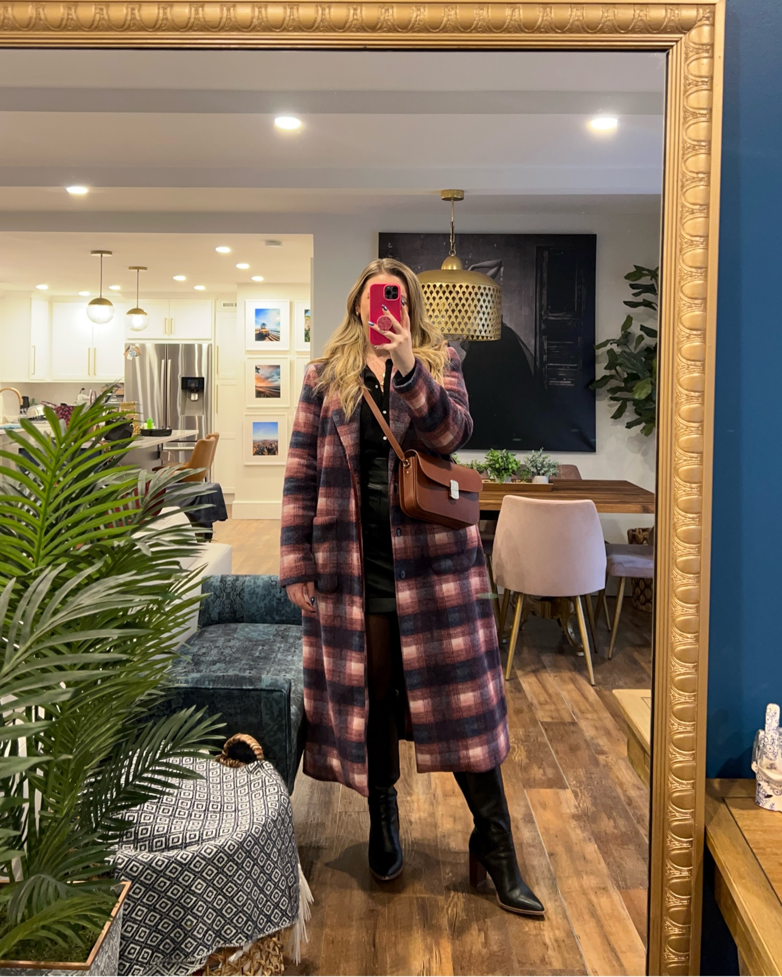 Sezane bag / plaid coat 

#LTKSeasonal #LTKstyletip #LTKmidsize