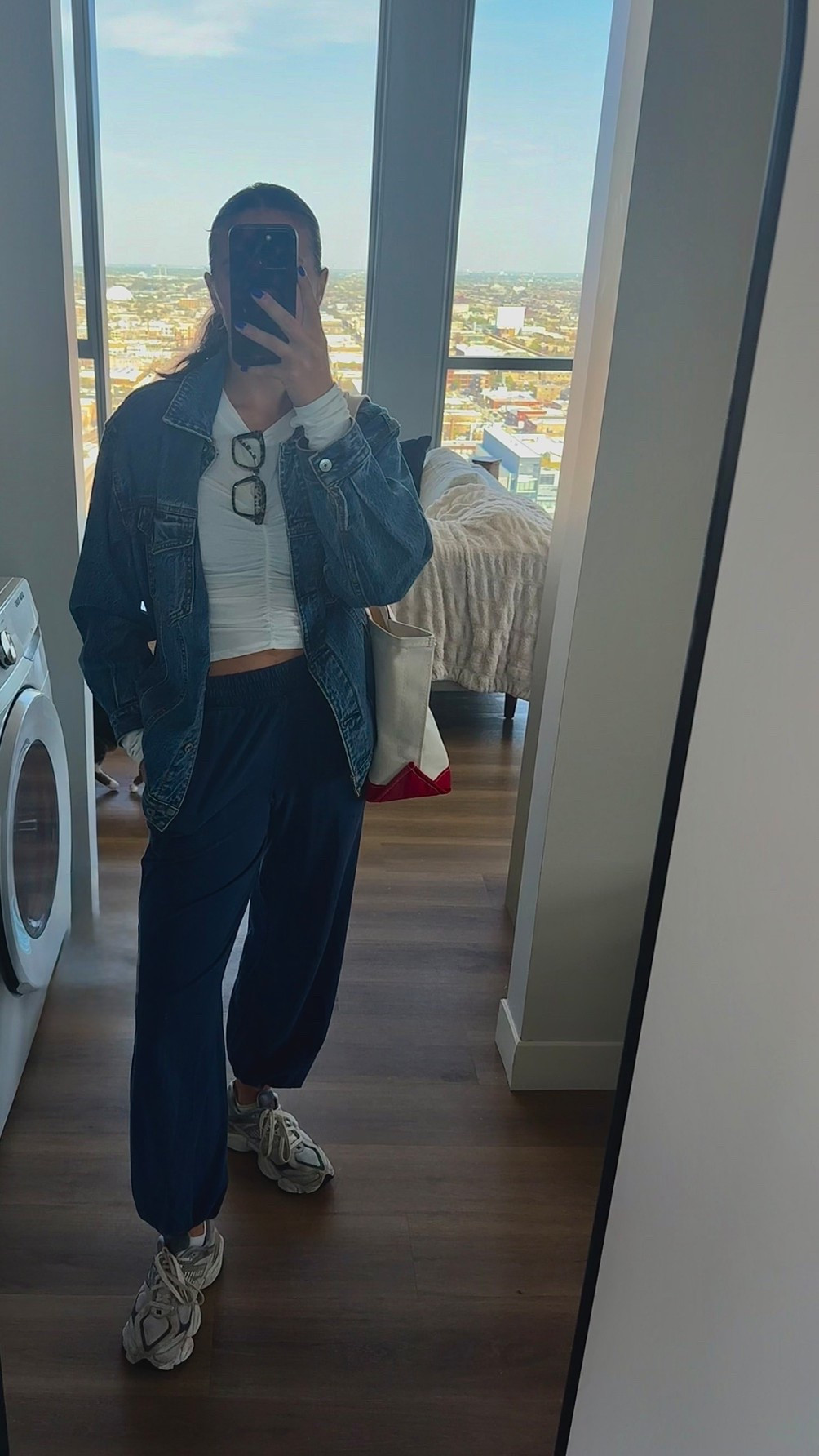 Coffee run☕️
Shirt, pants, shoes: @freepeople
Jacket: @abercrombie 

#LTKdayinmylife #LTKootd #LTKgrwm