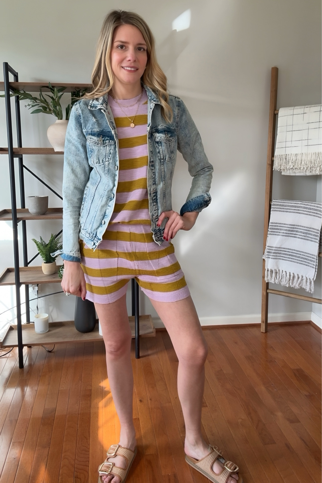 Amazon deal alert!!! Grab this striped set for $22!!! It comes in so many vibrant colors and the comfort is a 10/10!!! 



#LTKFindsUnder50 #LTKSaleAlert