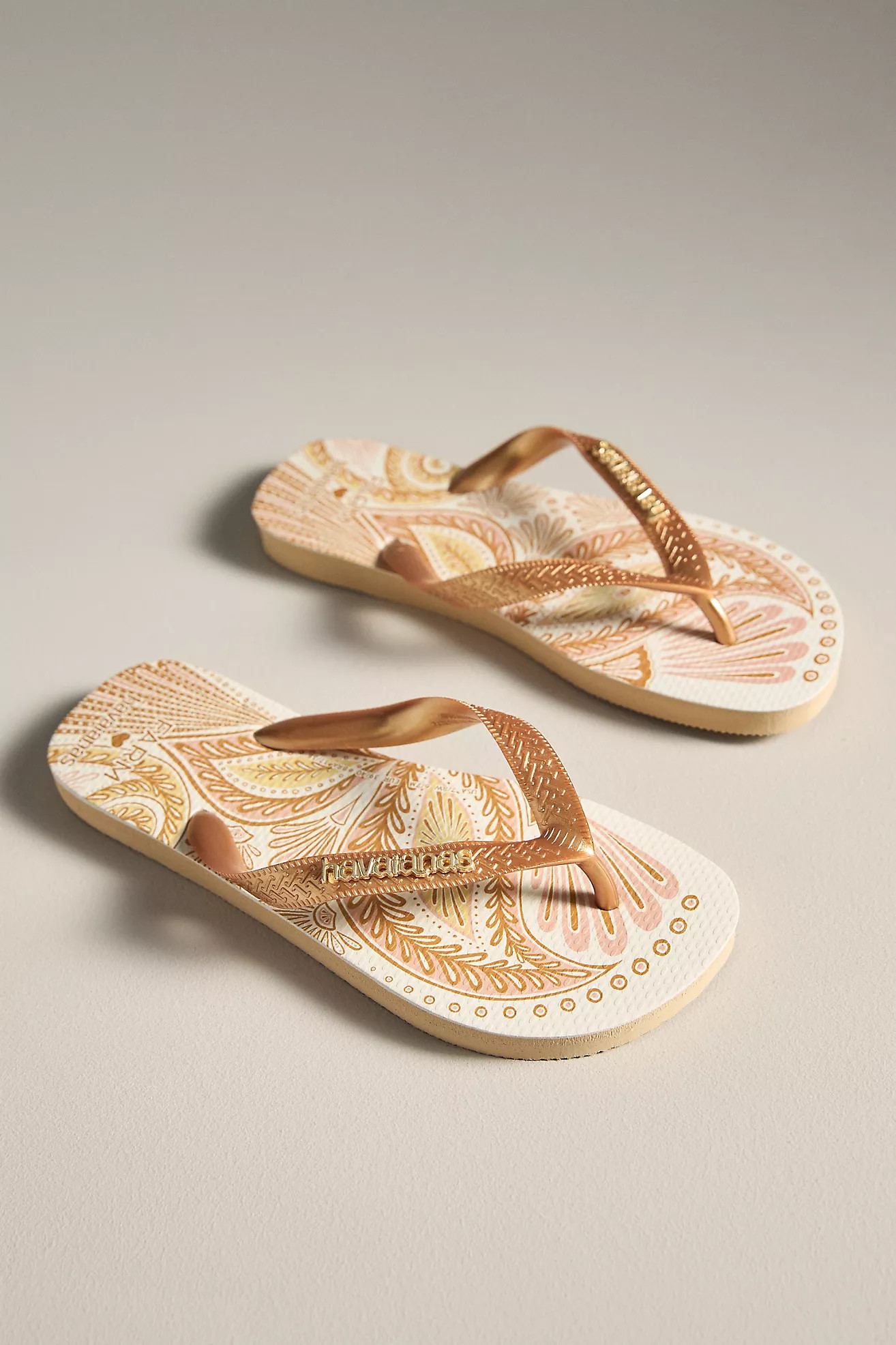 Havaianas x Farm Rio Thong Sandals | Anthropologie (US)
