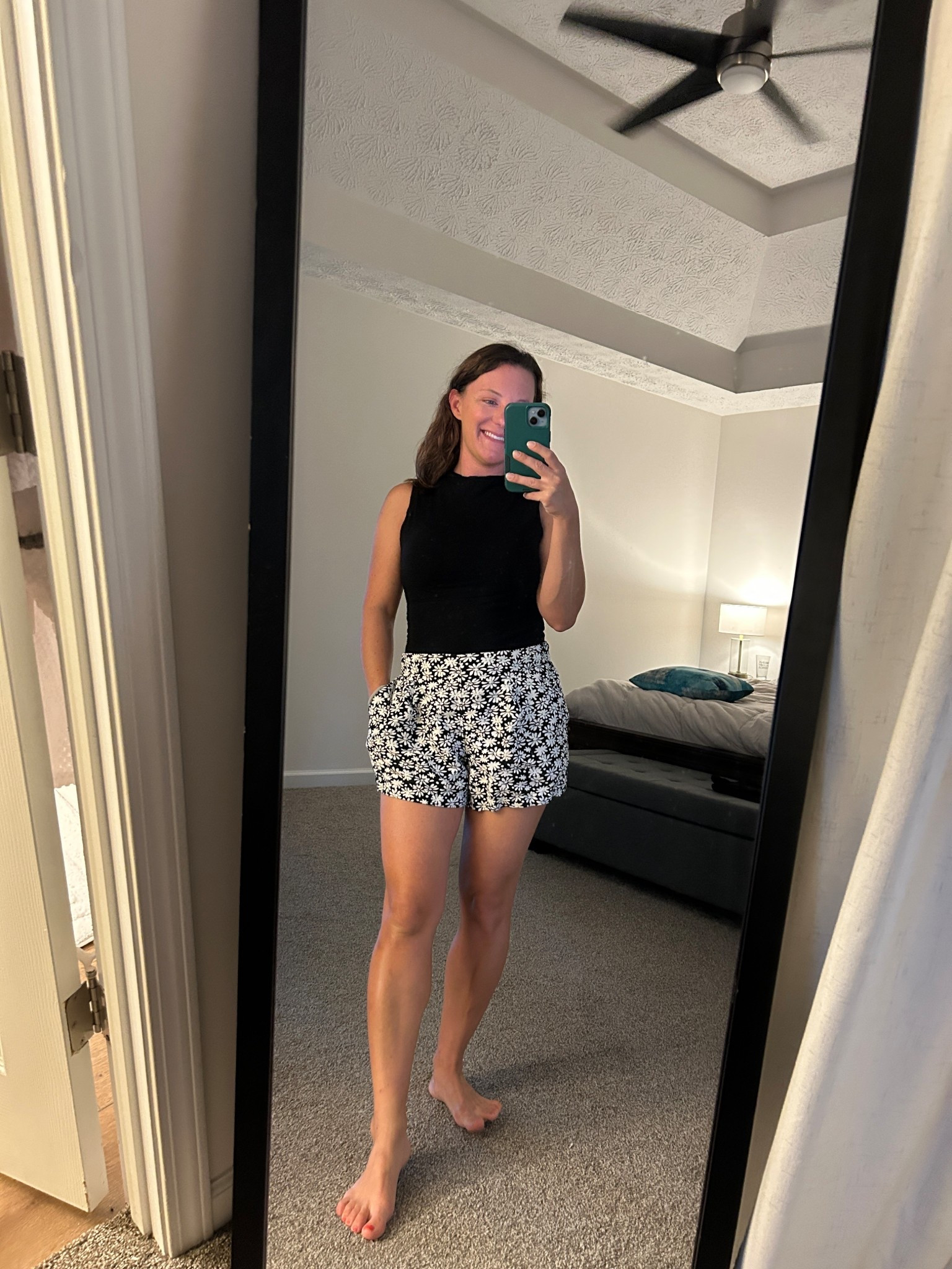 Great summer outfit 

Size small in top and shorts 