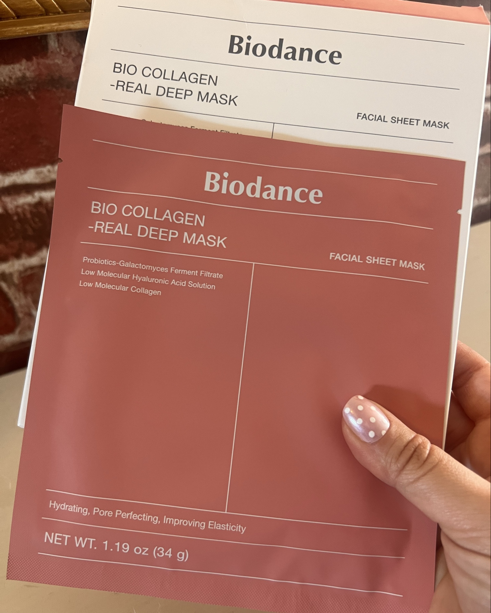 Amazon’s #1 bestselling face mask right now! 

These are my favorite. I do them once a week or if I’m super tired and puffy. I love storing them in the fridge so they are so super cold and help with any puffiness I may be battling. 10/10 ✨

#LTKselfcare #LTKdayinmylife #LTKmorningroutine