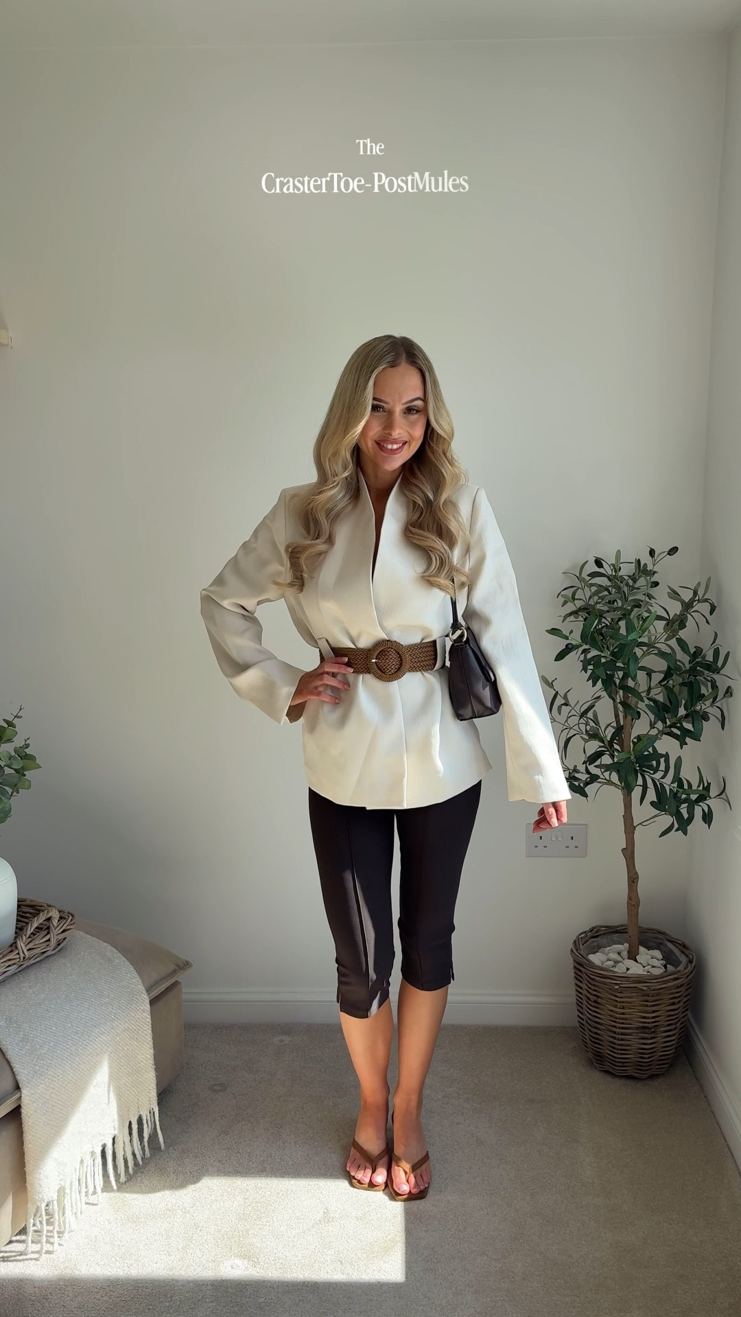 The ‘it girl’ shoes of spring/summer 2026 🌤️

… girls you know how I feel about shoes and the NEED for them to be comfortable. So I wanted to share some of my favourites, that I’ll be wearing on repeat, are super versatile and actually sooo comfy! 👏🏻👏🏻

& if you don’t have a pair already, I promise you they’re sooooo worth the investment! There just isn’t an outfit that these shoes don’t go with 🤭✨ 

 #ravelfootwear #comfortableshoes #summershoes #itgirl #holiday holiday shoes sandals toe thong sandals
