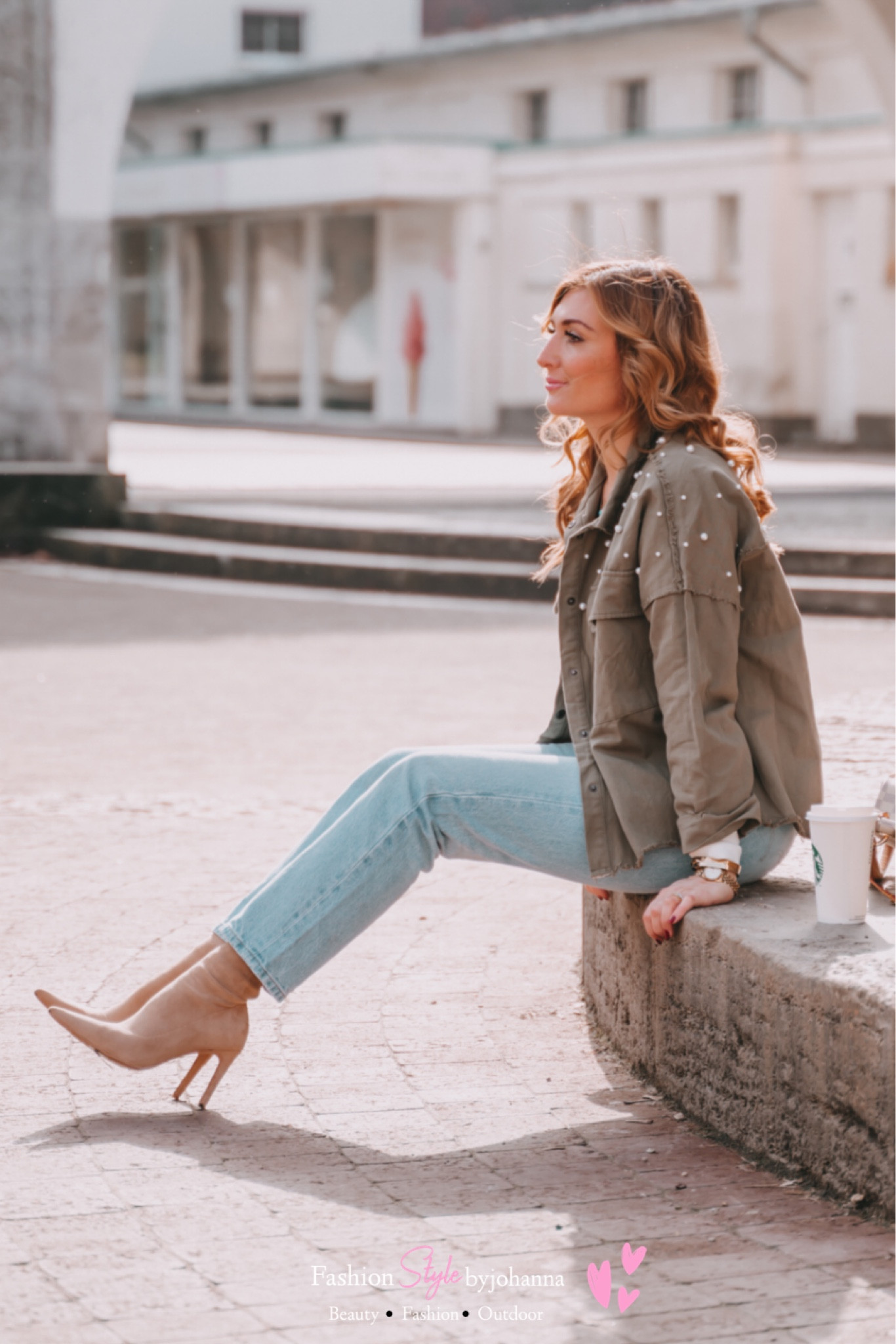 Diese grüne / Khaki Jacke ist ein absolutes Herbst Must Have 🍂

#LTKunder50 #LTKunder100 #LTKSeasonal