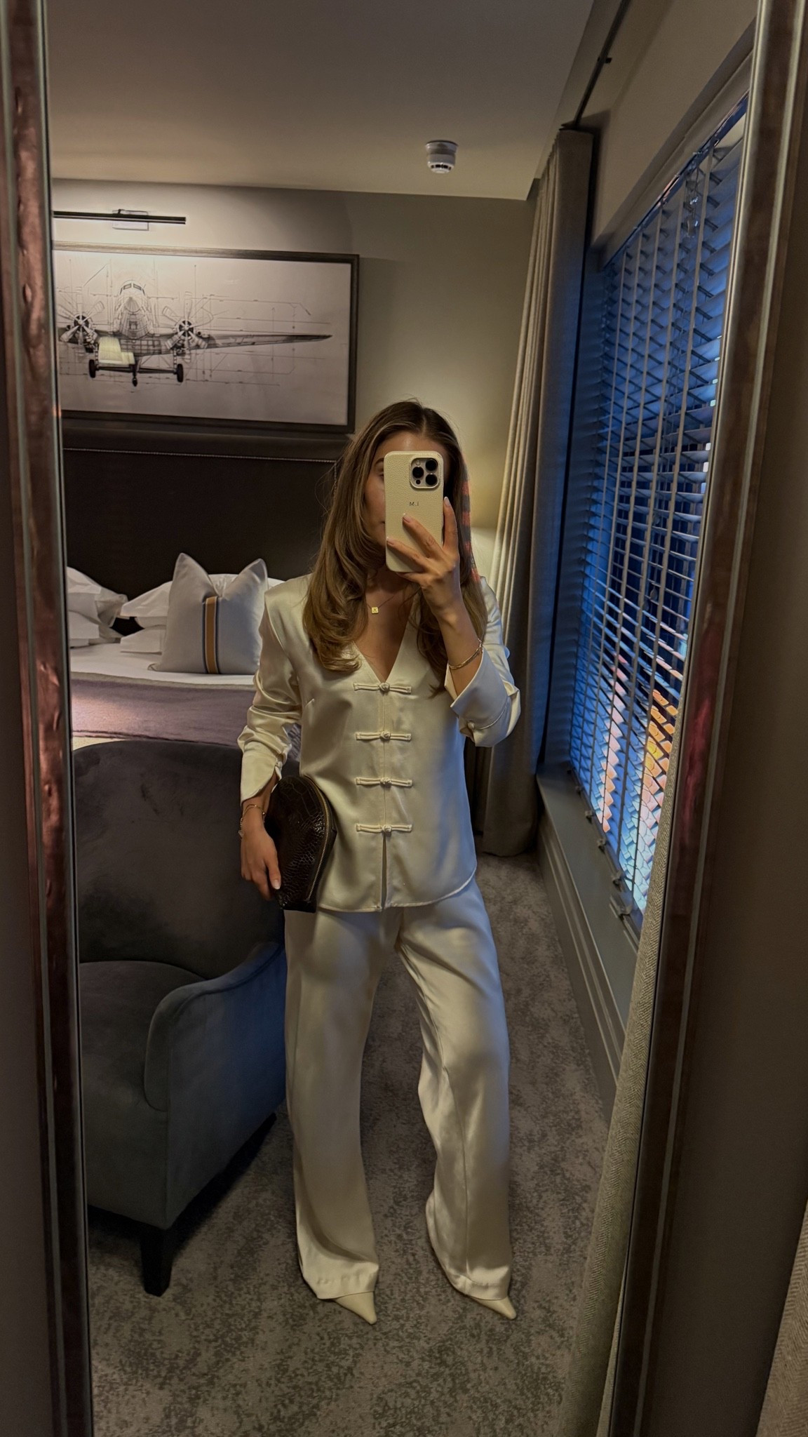 Top & trousers both size 6 🤍
