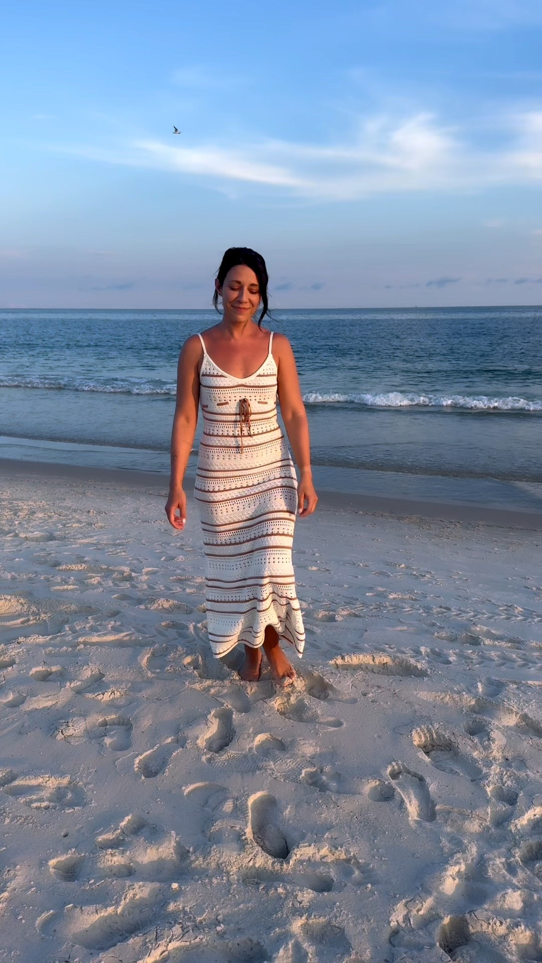 This dress from Nordstrom is the cutest and so so comfy🤩🤩 I love the flattering fit of it! And for all my shorties out there it’s the perfect length too! 

#LTKStyleTip #LTKFindsUnder100 #LTKPetite