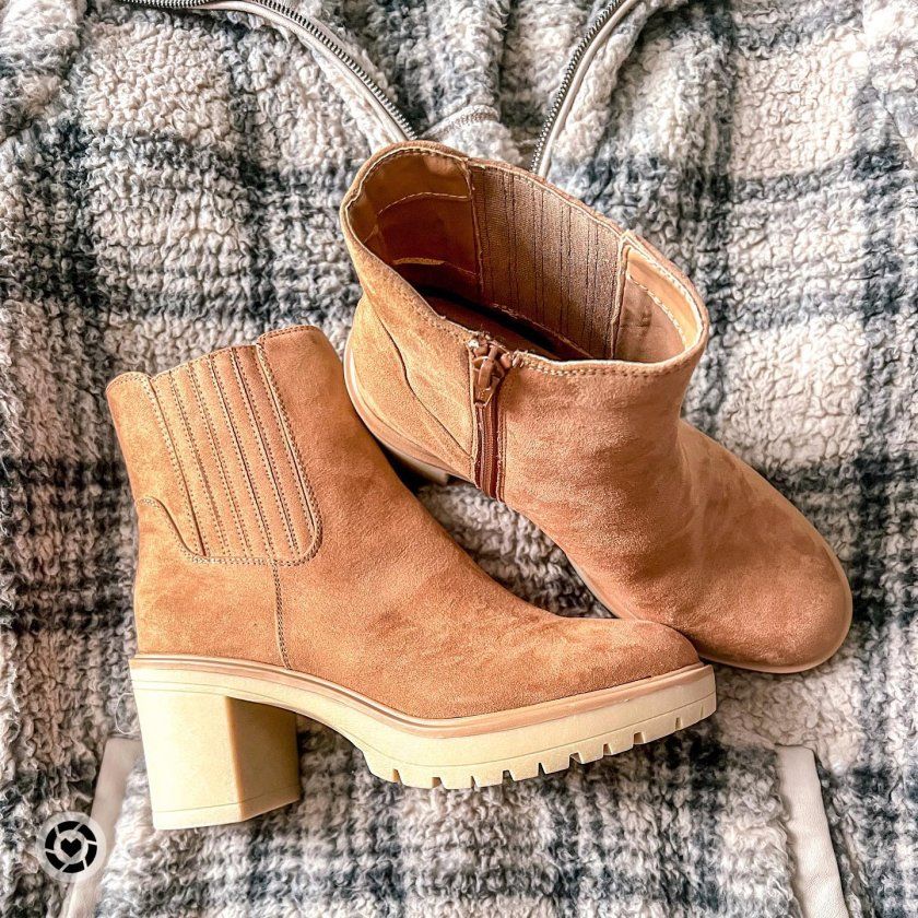 Women's Katrina Platform Boots - Universal Thread™ | Target