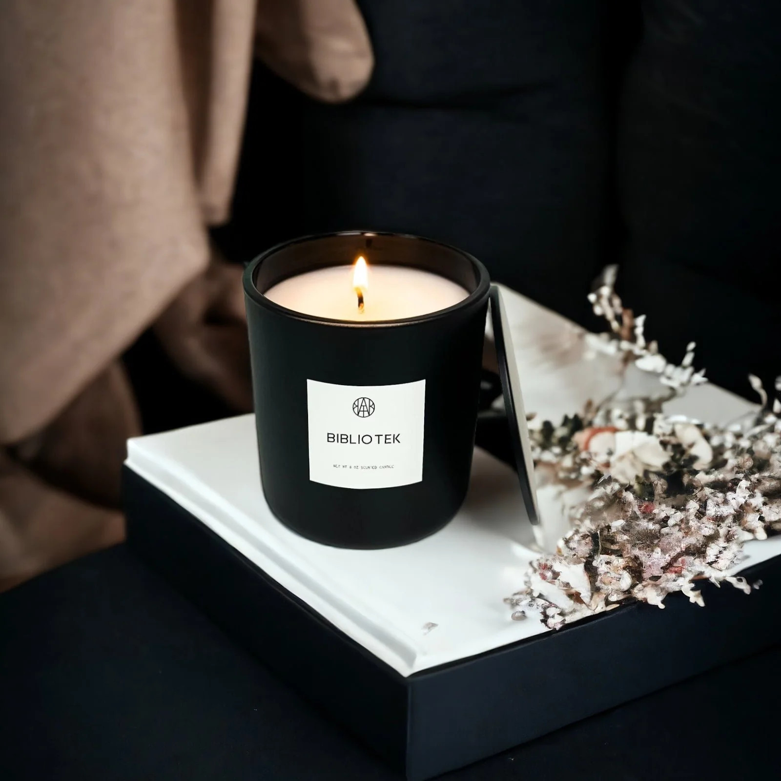 BIBLIOTEK - Classic Candle | AEMBR