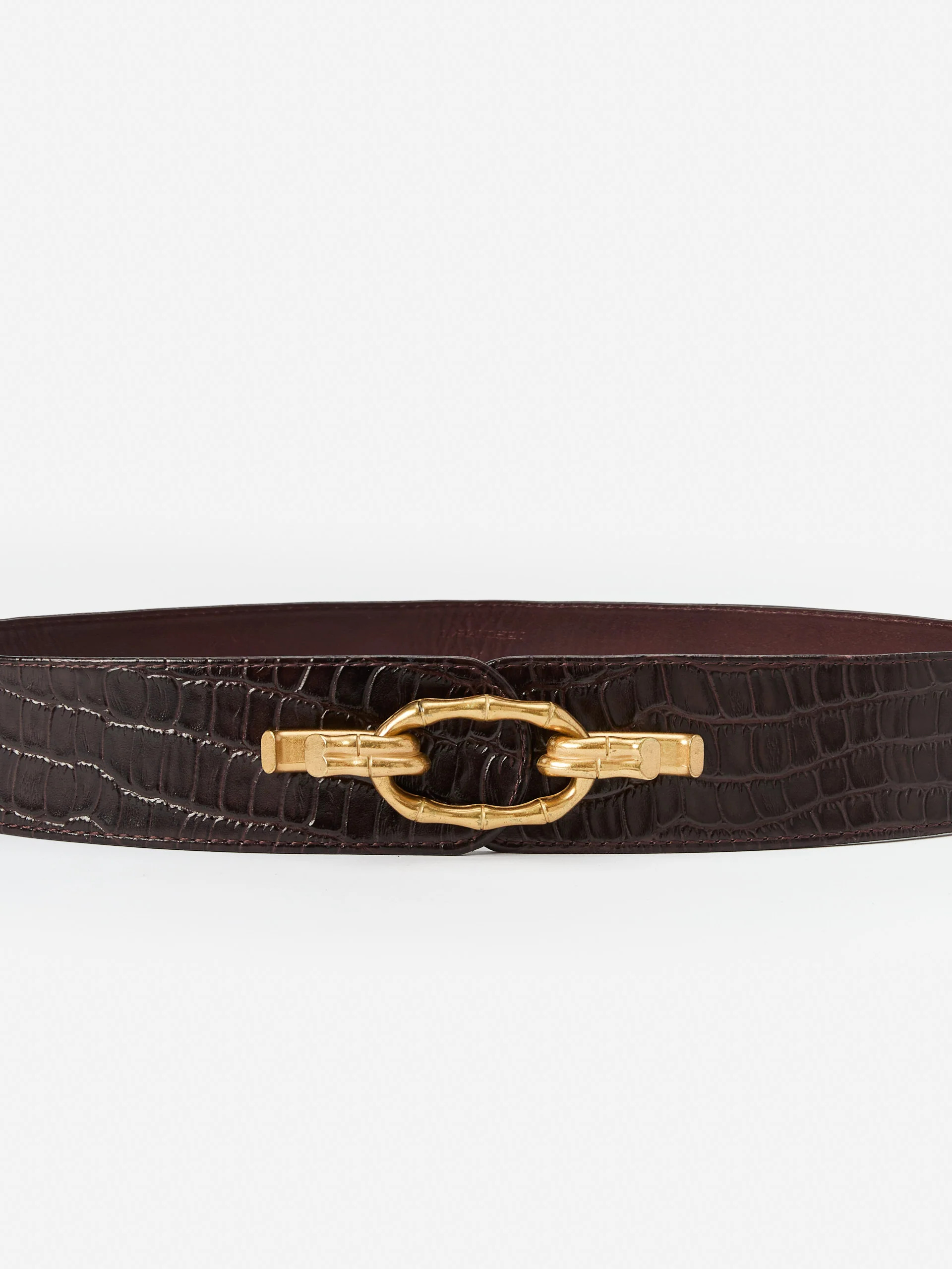 Jayna Leather Belt in Crocodile | J.McLaughlin
