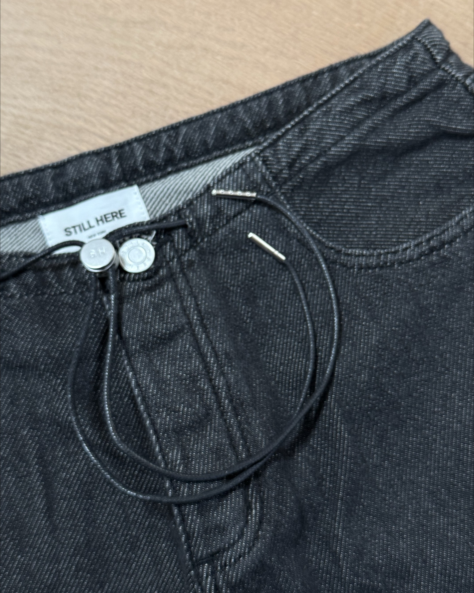 Drawstring Denim 🖤

Still Here Denim | Still Here Jeans | Cool Jeans | Drawstring Jeans | Dark Wash Jeans | Black Wash Denim | Black Jeans | Black Denim | Wide Leg Jeans | Wide Leg Denim | Low Rise Jeans | Low Rise Denim | 

#LTKSeasonal #LTKStyleTip #LTKFallSale