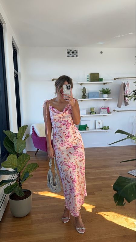 Pink floral wedding guest dresses in my usual small/2

#LTKstyletip #LTKwedding #LTKparties