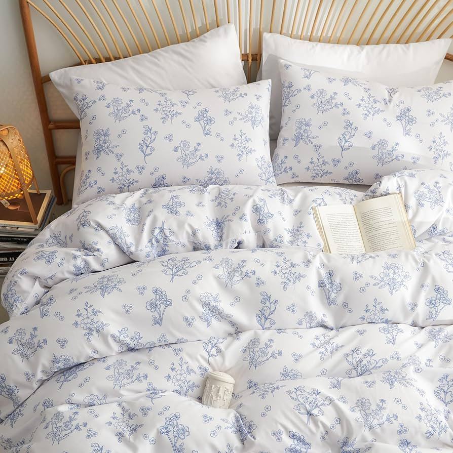 Blue Floral Duvet Cover Queen White Floral Bedding Set 3 Pieces Soft Breathable Spring Botanical ... | Amazon (US)