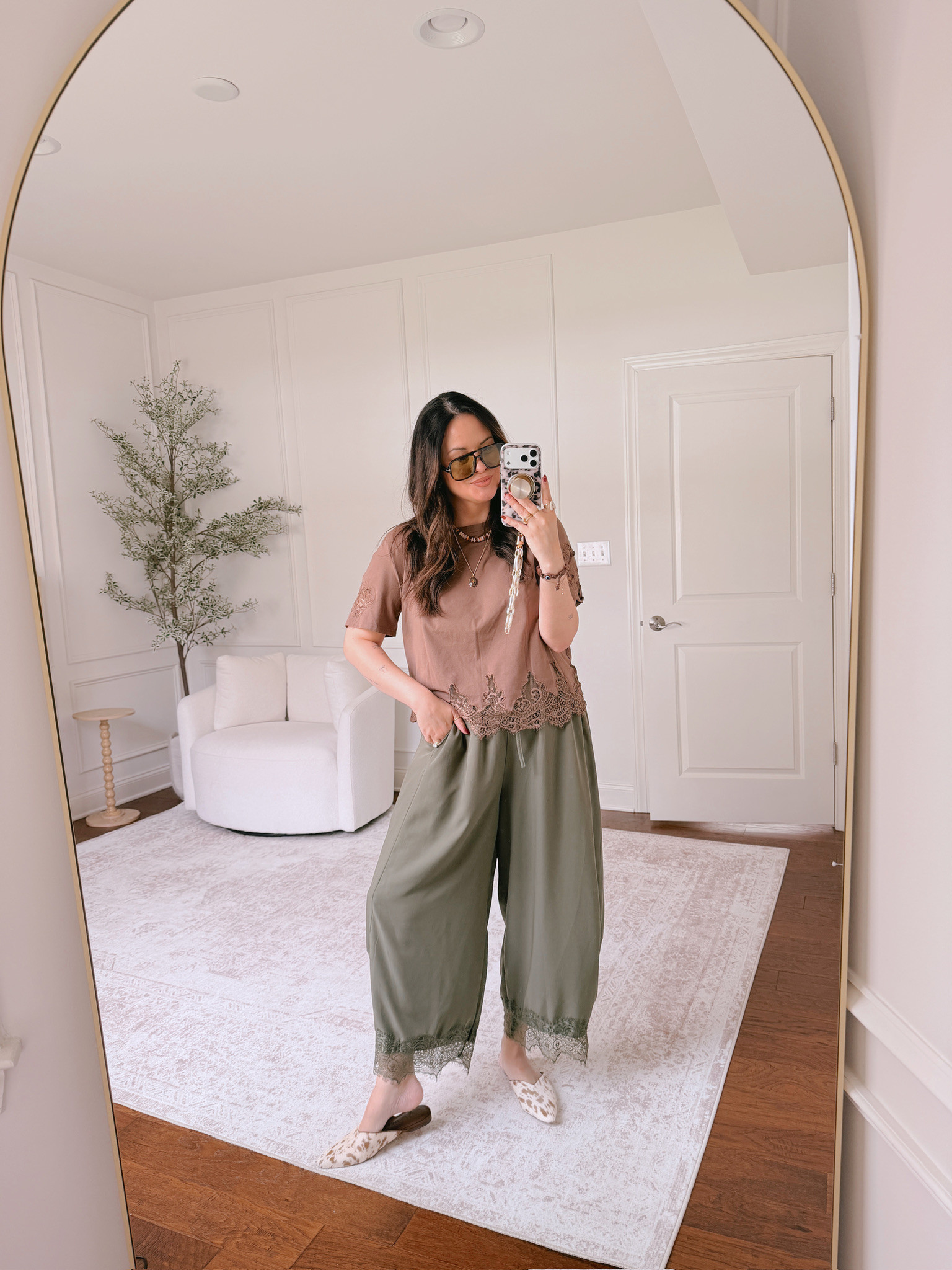 wearing an XL in both pieces 

 #LTKSeasonal #LTKMidsize
