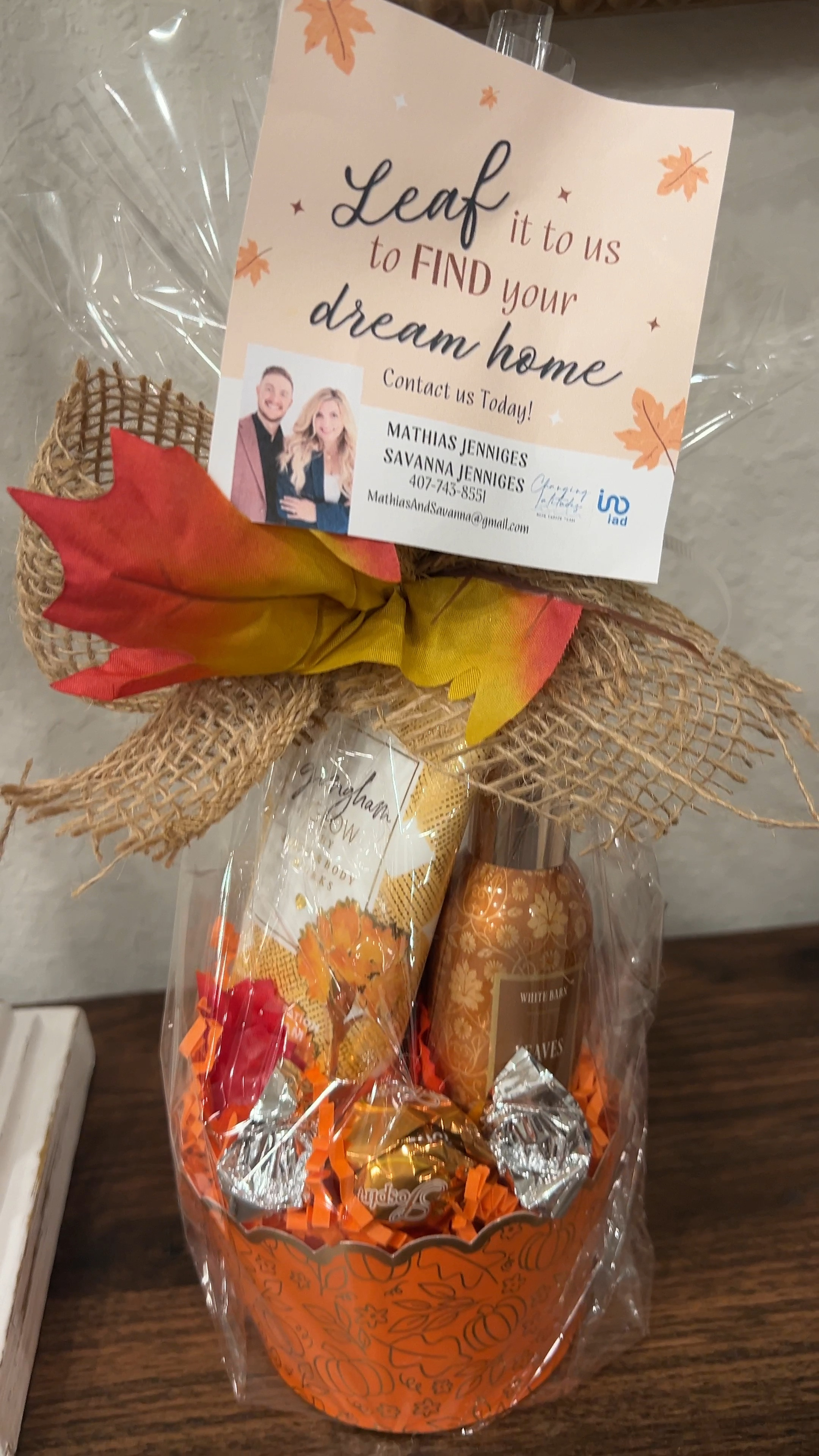 “Leaf” Fall Themed Realtor Pop-By & Tag

#LTKSeasonal #LTKFallSale #LTKBeauty
